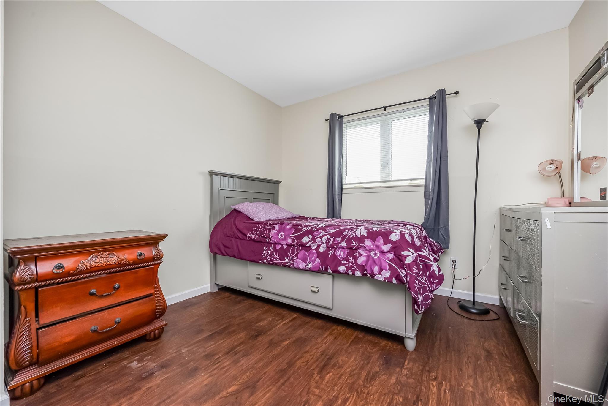 Single Family Autumn Lane Suffolk County, NY 11701, MLS-1034949-22
