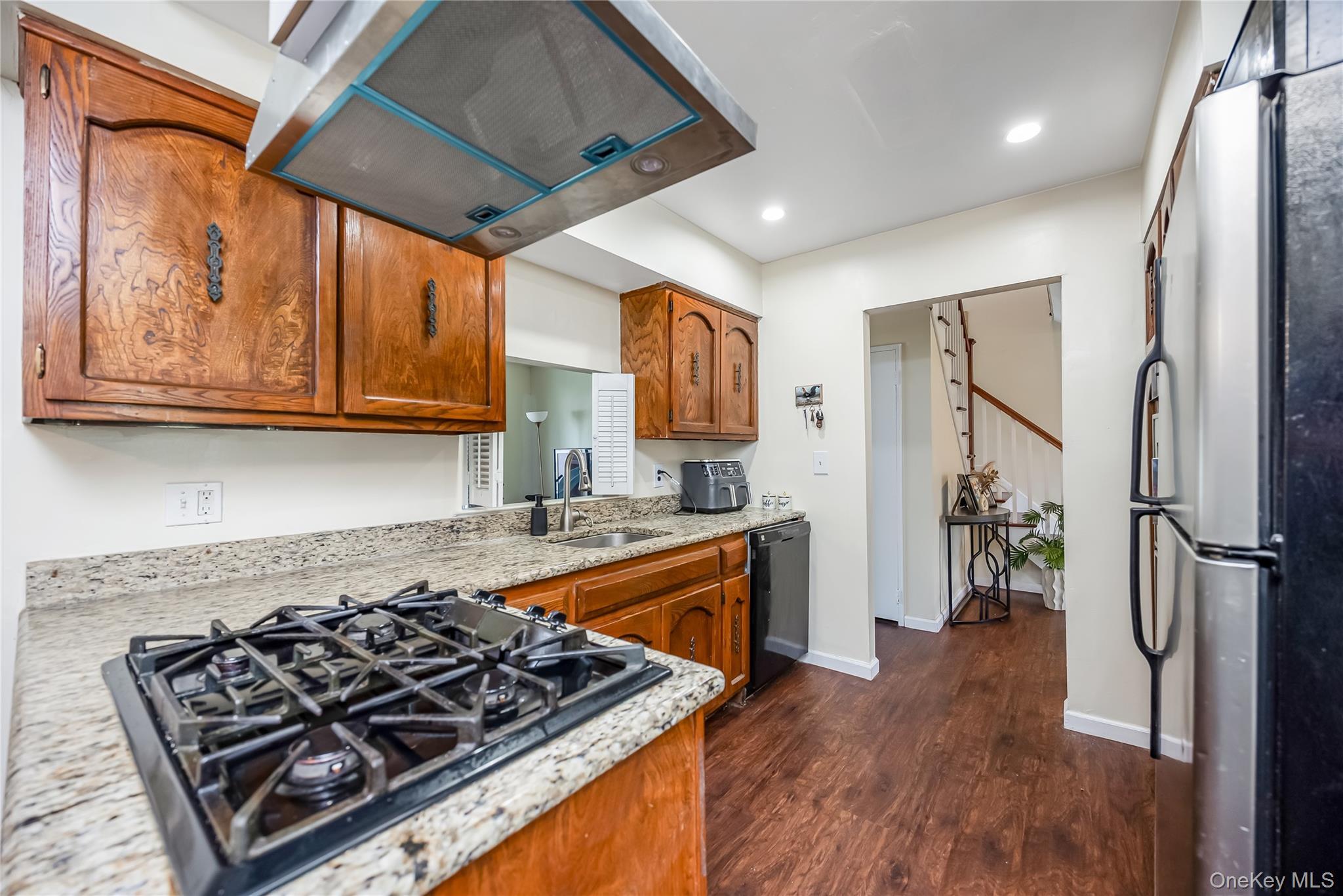 Single Family Autumn Lane Suffolk County, NY 11701, MLS-1034949-7