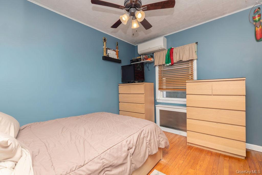 Single Family Fowler Avenue Bronx, NY 10462, MLS-1034953-23