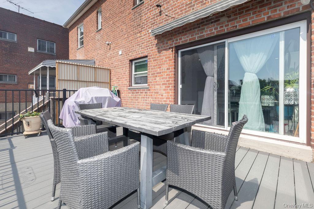 Single Family Fowler Avenue Bronx, NY 10462, MLS-1034953-25