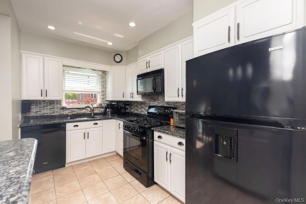 Single Family Fowler Avenue Bronx, NY 10462, MLS-1034953-7