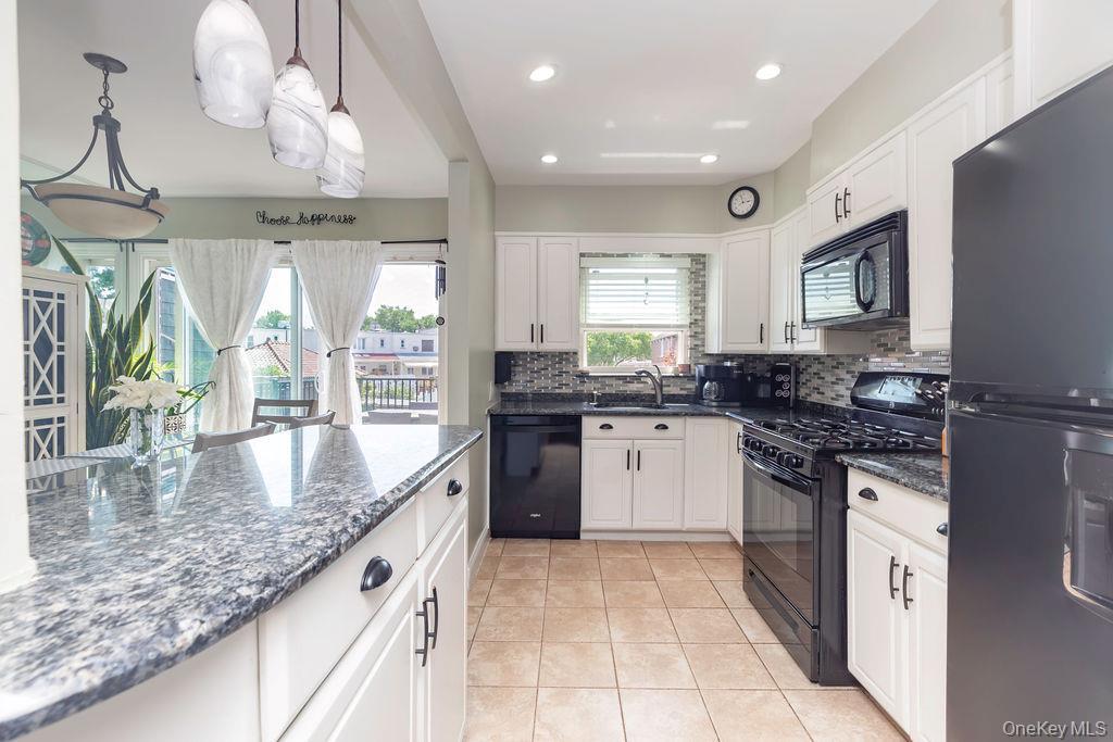 Single Family Fowler Avenue Bronx, NY 10462, MLS-1034953-8
