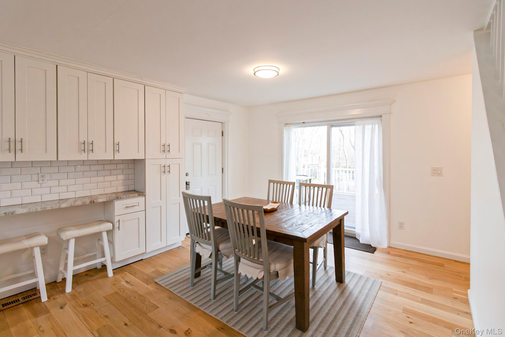 Single Family Hampton Court  Suffolk County, NY 11932, MLS-1034955-16