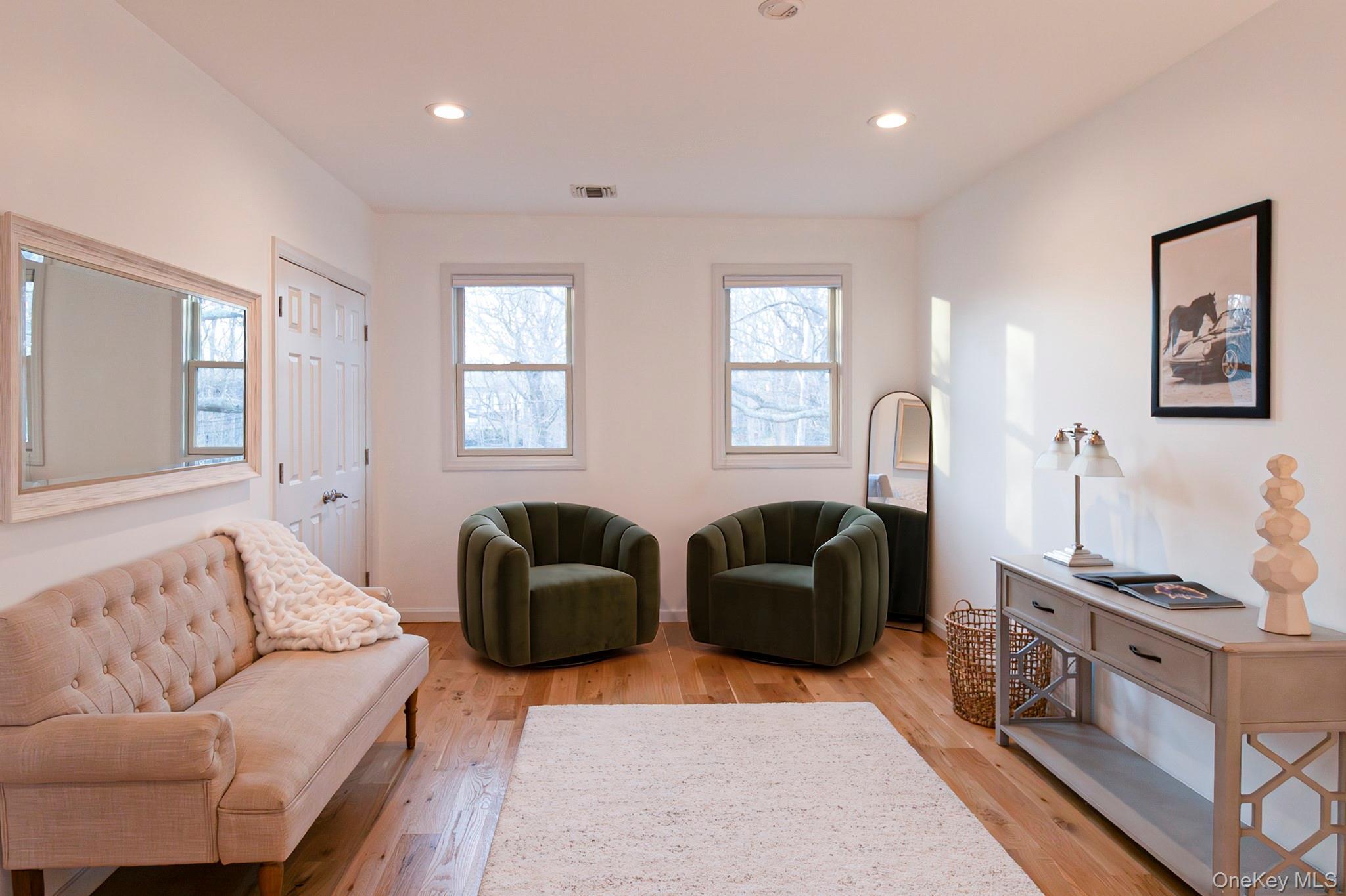 Single Family Hampton Court  Suffolk County, NY 11932, MLS-1034955-30
