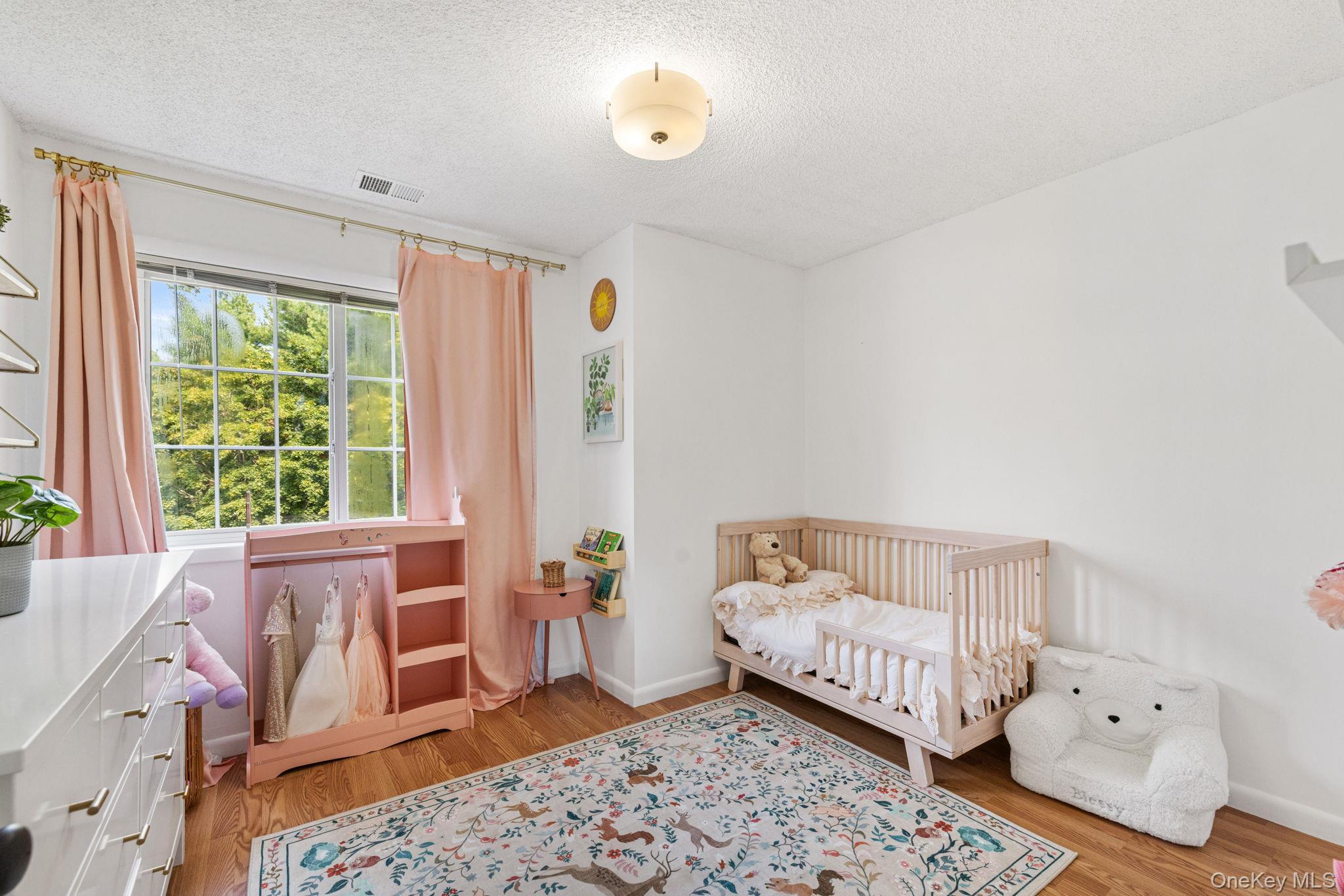 Single Family Hilltop Terrace Rockland County, NY 10954, MLS-1034964-16