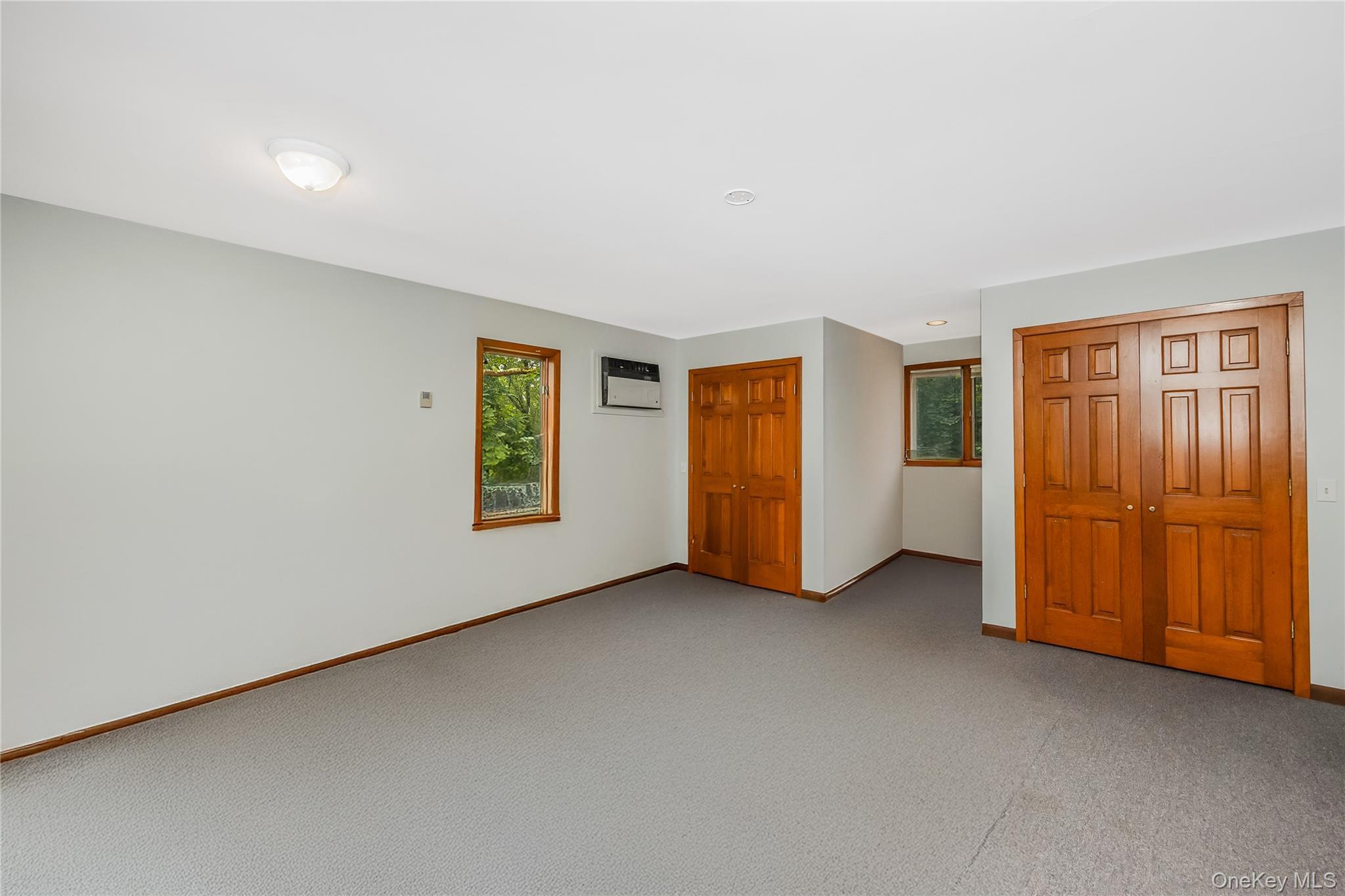 Single Family Sams Path Suffolk County, NY 11778, MLS-1034970-17