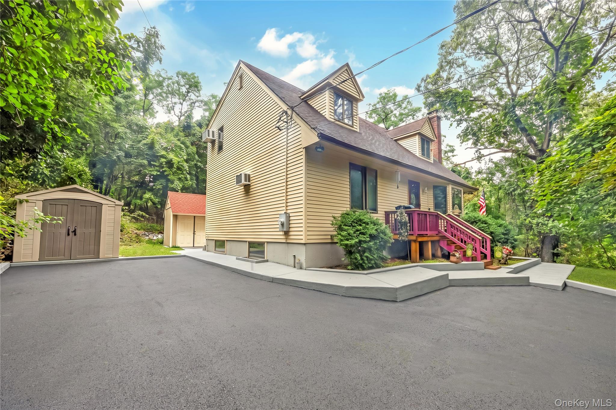 Single Family Sams Path Suffolk County, NY 11778, MLS-1034970-2