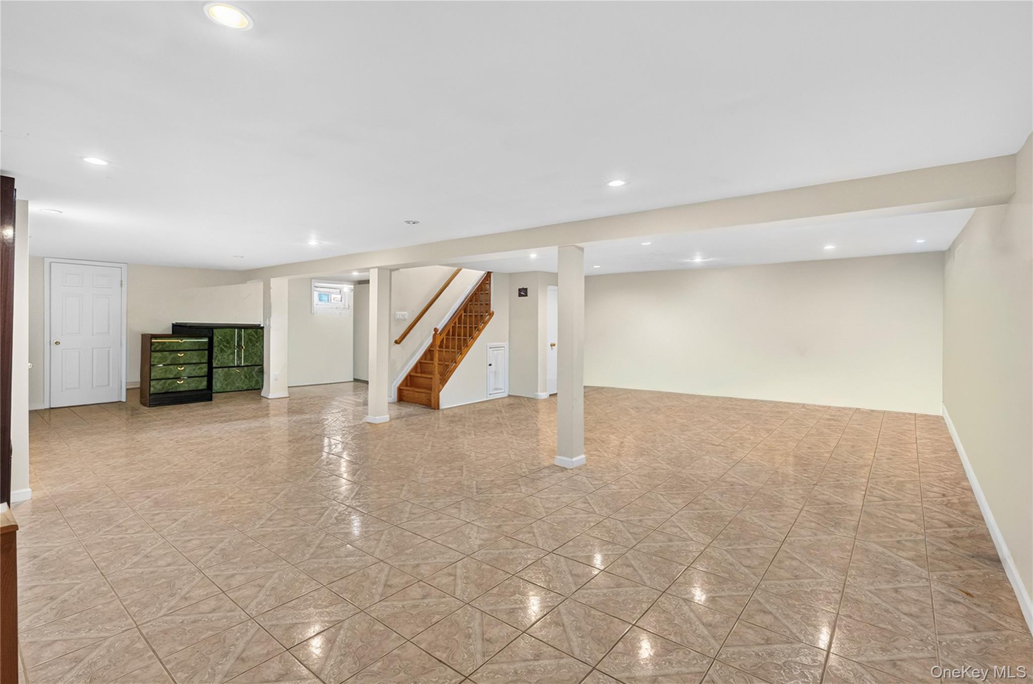 Single Family Marcus Avenue  Nassau County, NY 11040, MLS-1034978-19