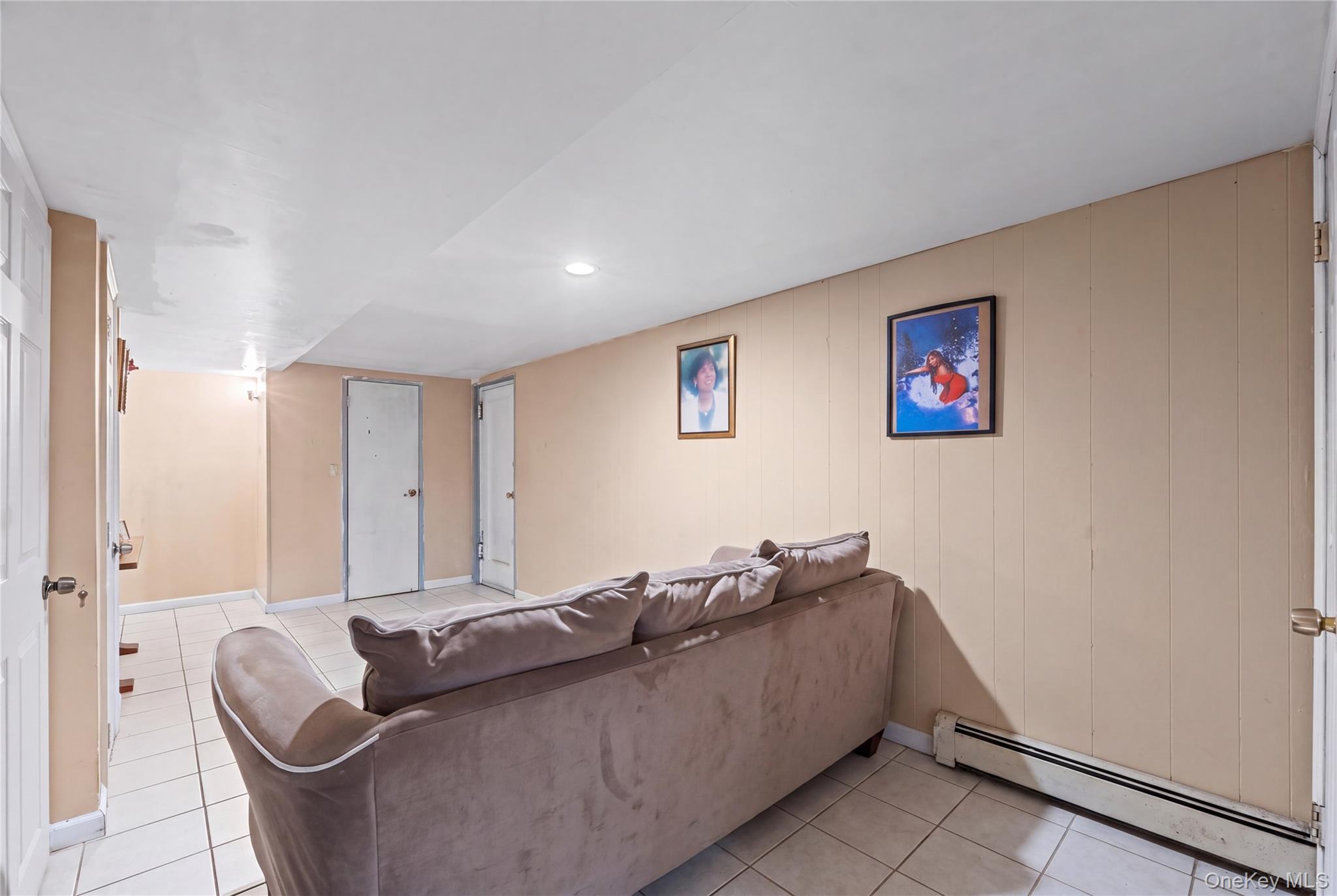 Single Family 227th Street  Queens, NY 11413, MLS-1034980-18
