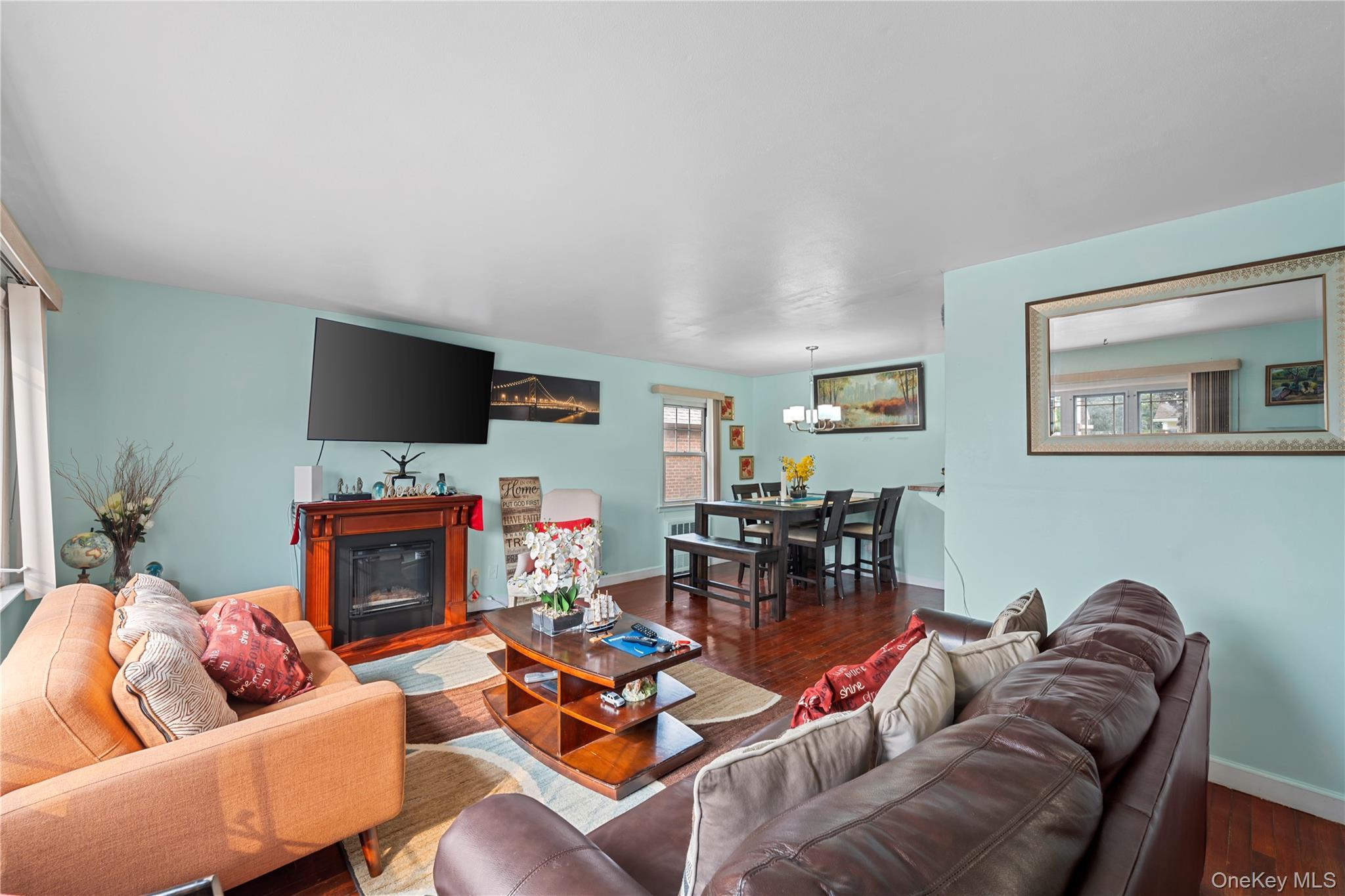 Single Family 227th Street  Queens, NY 11413, MLS-1034980-4