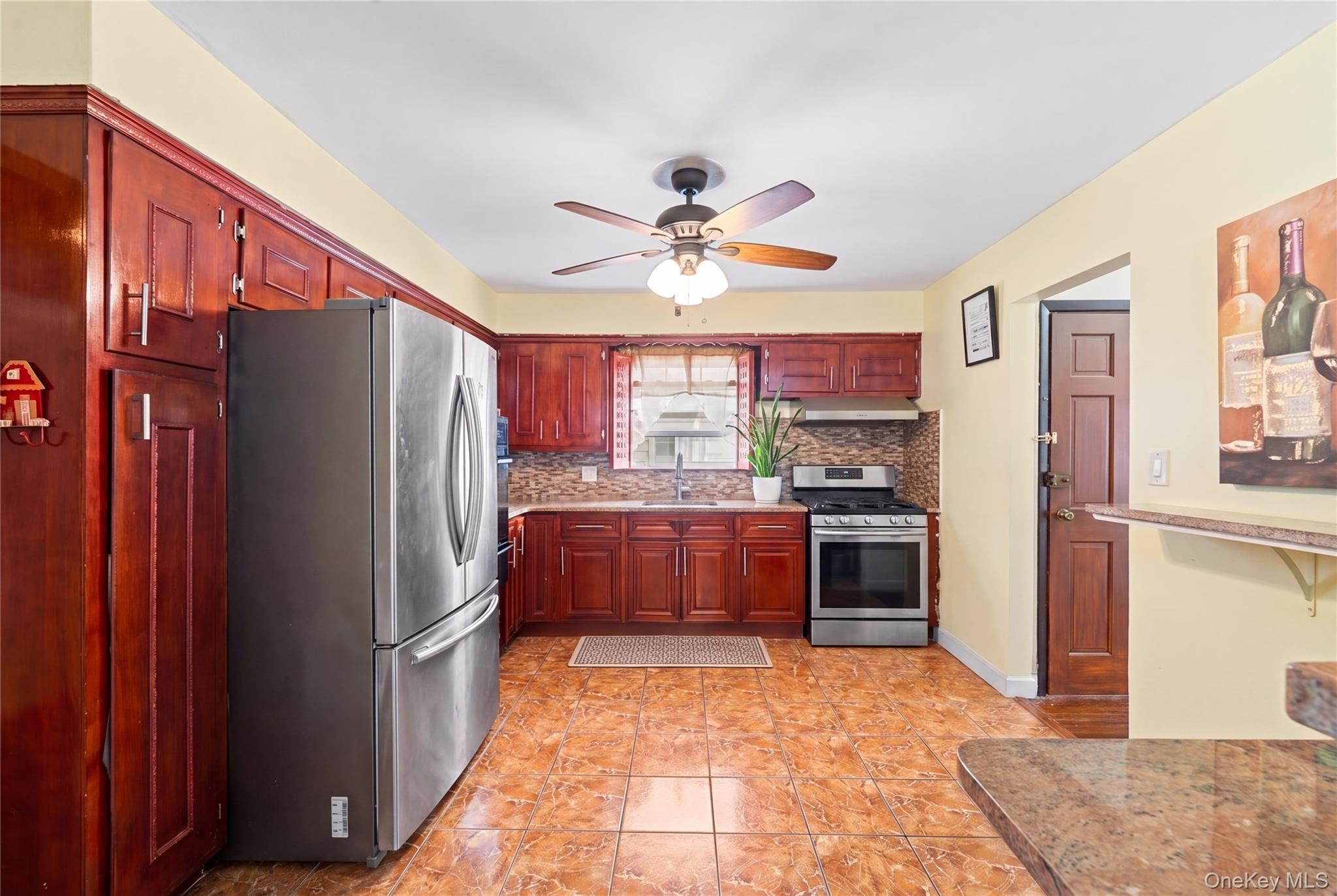 Single Family 227th Street  Queens, NY 11413, MLS-1034980-7