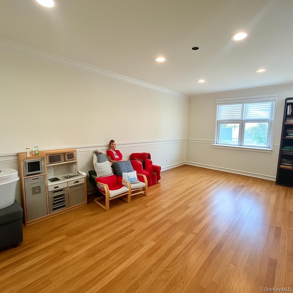 Single Family Carston Street W  Suffolk County, NY 11784, MLS-1034982-10