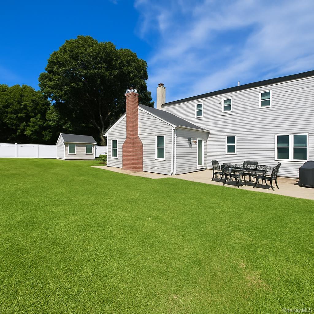 Single Family Carston Street W  Suffolk County, NY 11784, MLS-1034982-23
