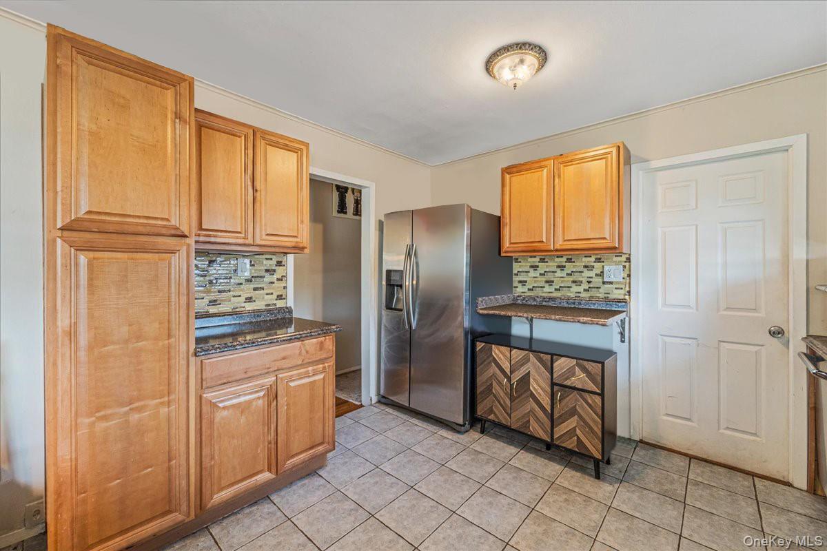 Single Family 19th Avenue Queens, NY 11357, MLS-1034983-10