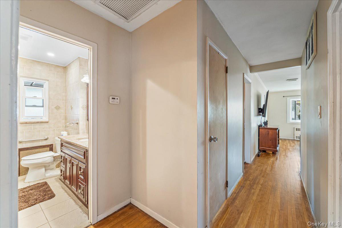 Single Family 19th Avenue Queens, NY 11357, MLS-1034983-13