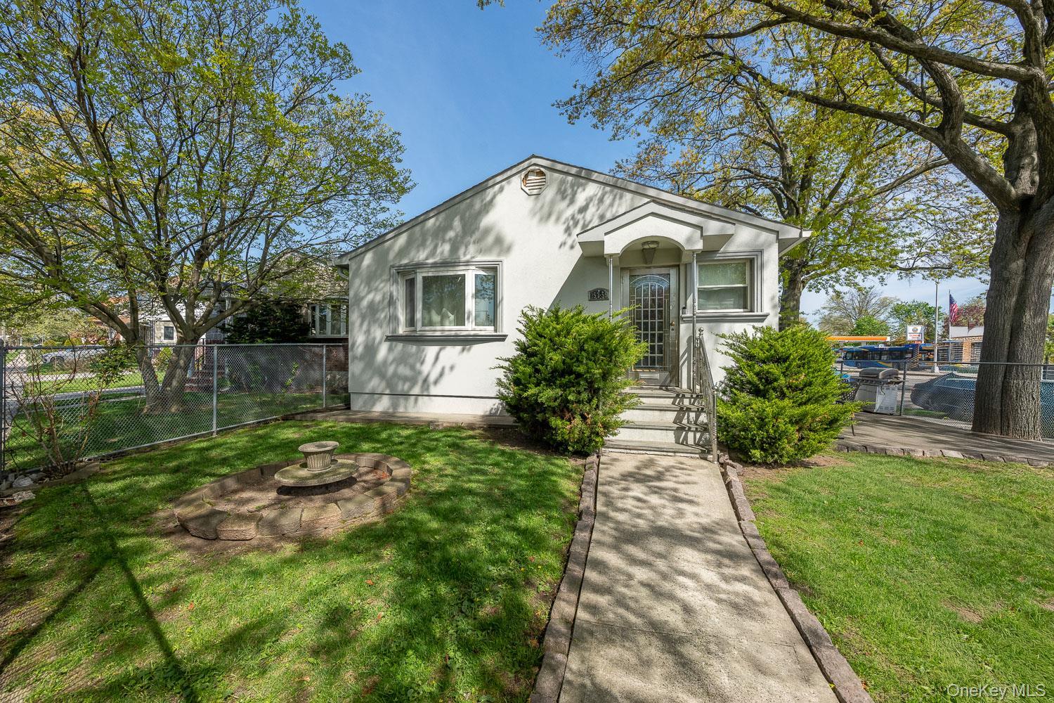Single Family 19th Avenue Queens, NY 11357, MLS-1034983-2