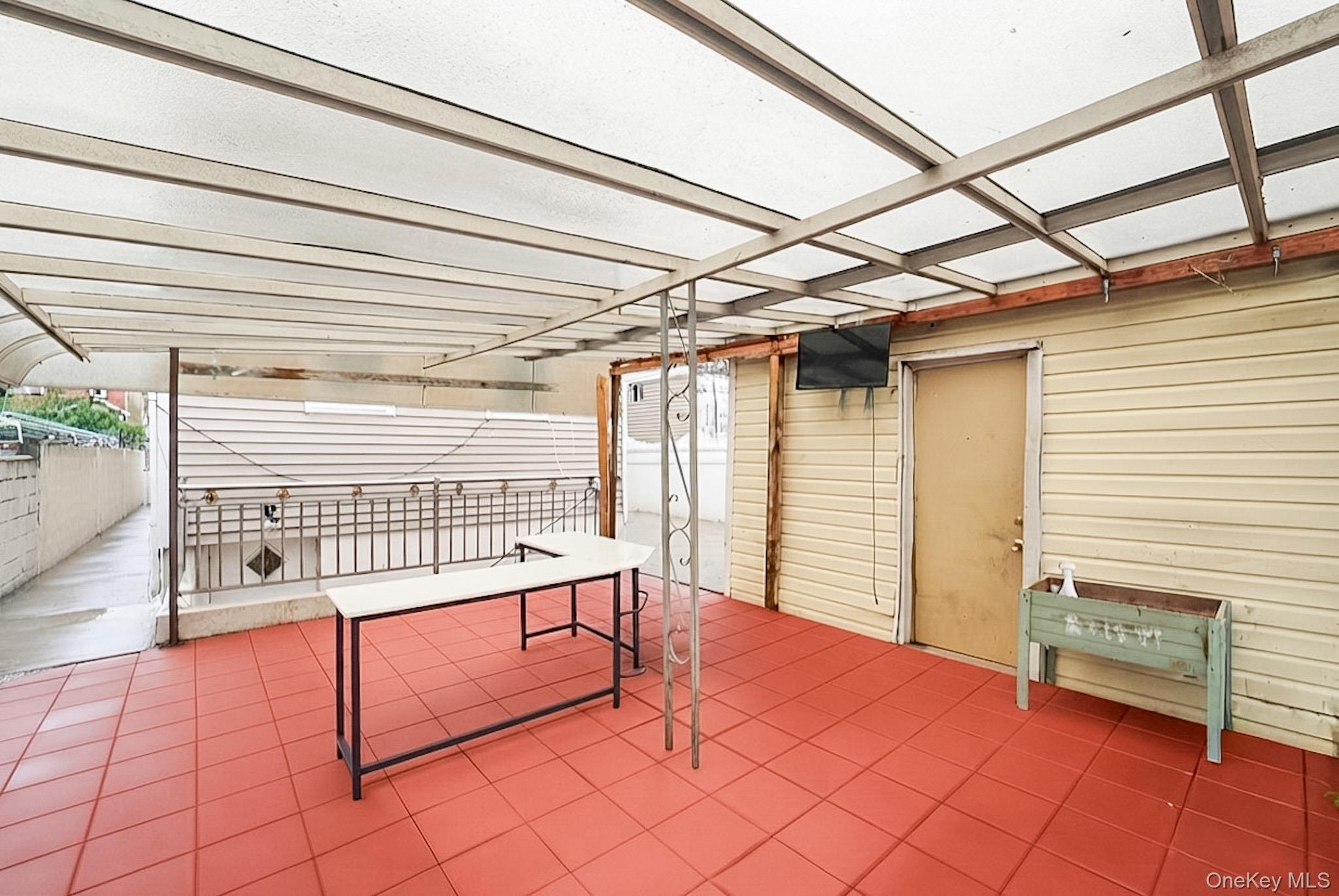 Single Family 164th Street Queens, NY 11434, MLS-1034994-22