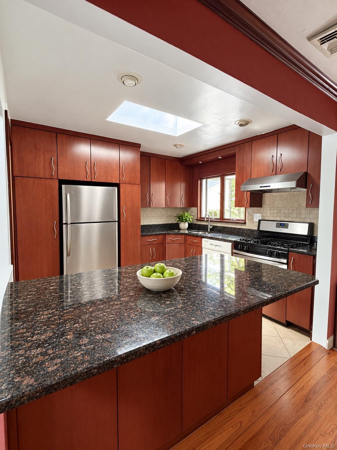 Single Family Leahy Street Nassau County, NY 11753, MLS-1035006-9