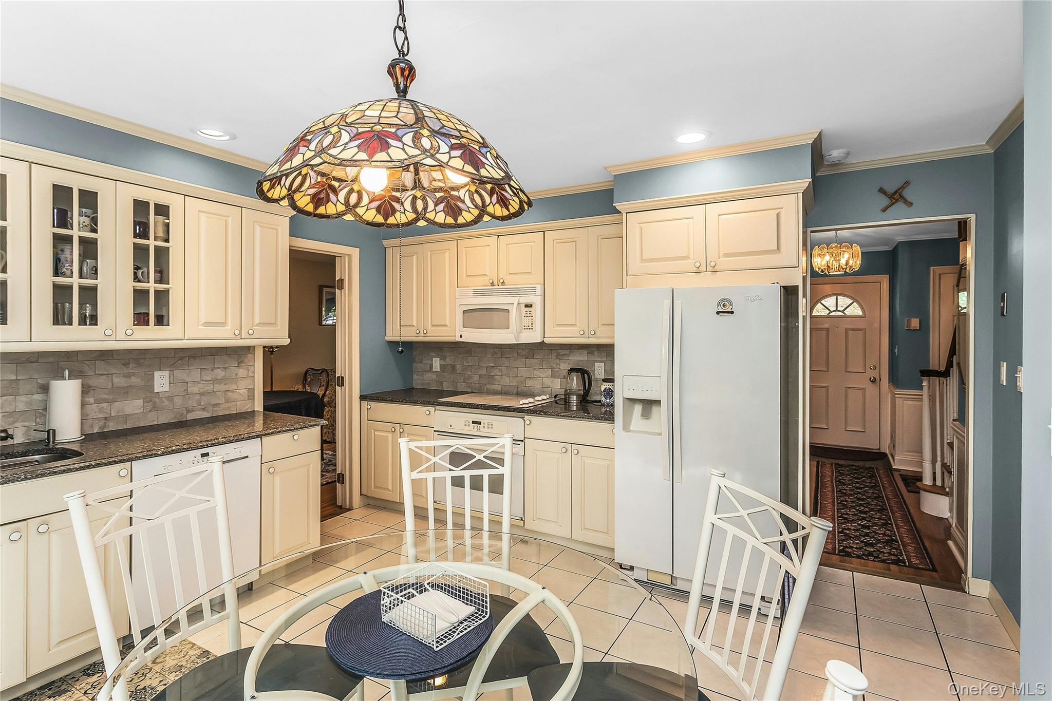 Single Family Lenmore Drive Nassau County, NY 11804, MLS-1035009-13