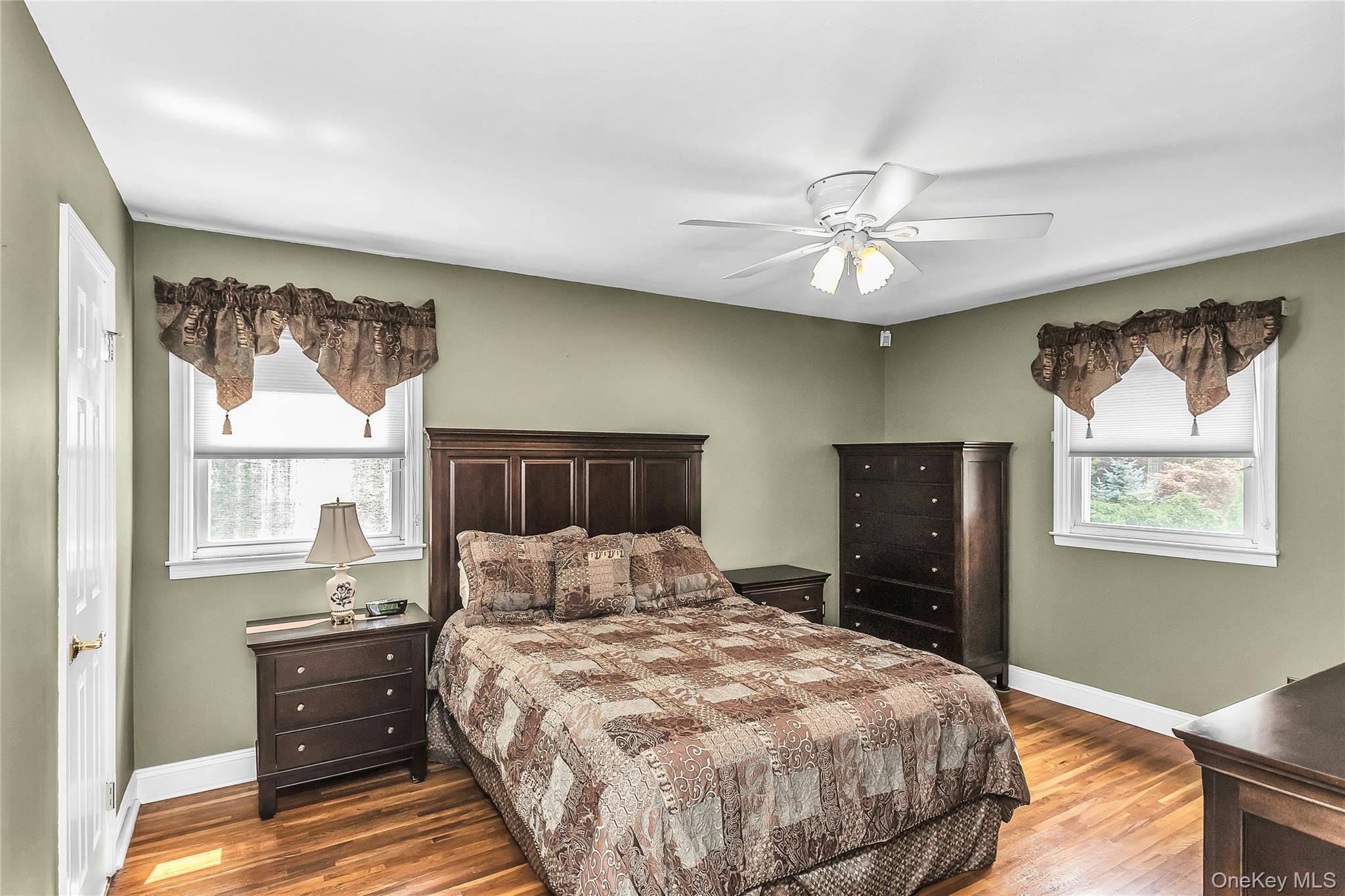 Single Family Lenmore Drive Nassau County, NY 11804, MLS-1035009-18