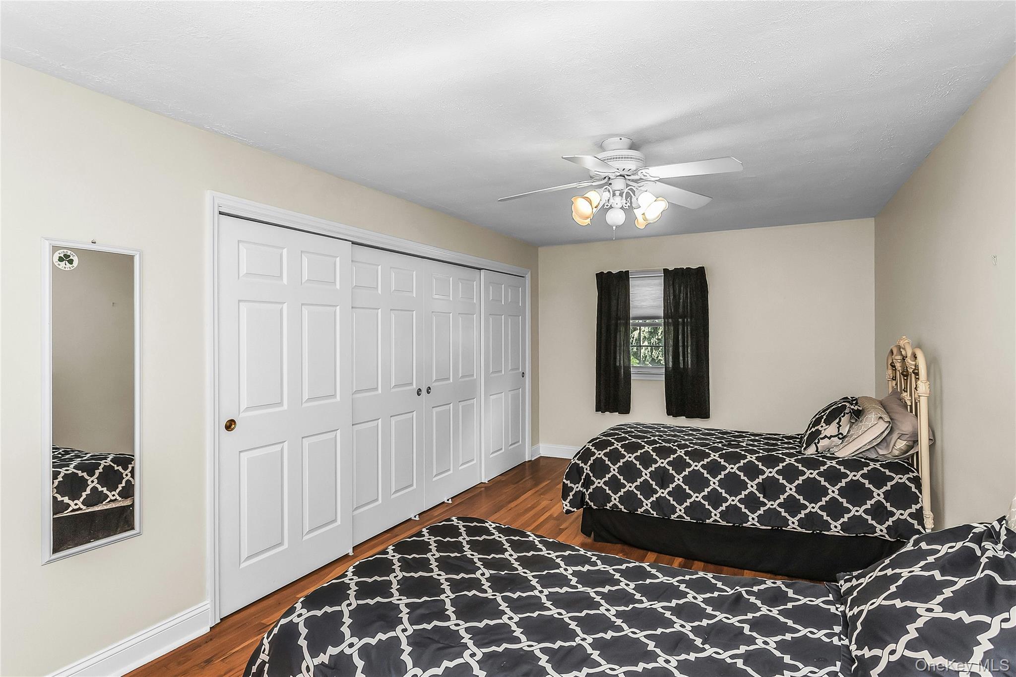 Single Family Lenmore Drive Nassau County, NY 11804, MLS-1035009-21