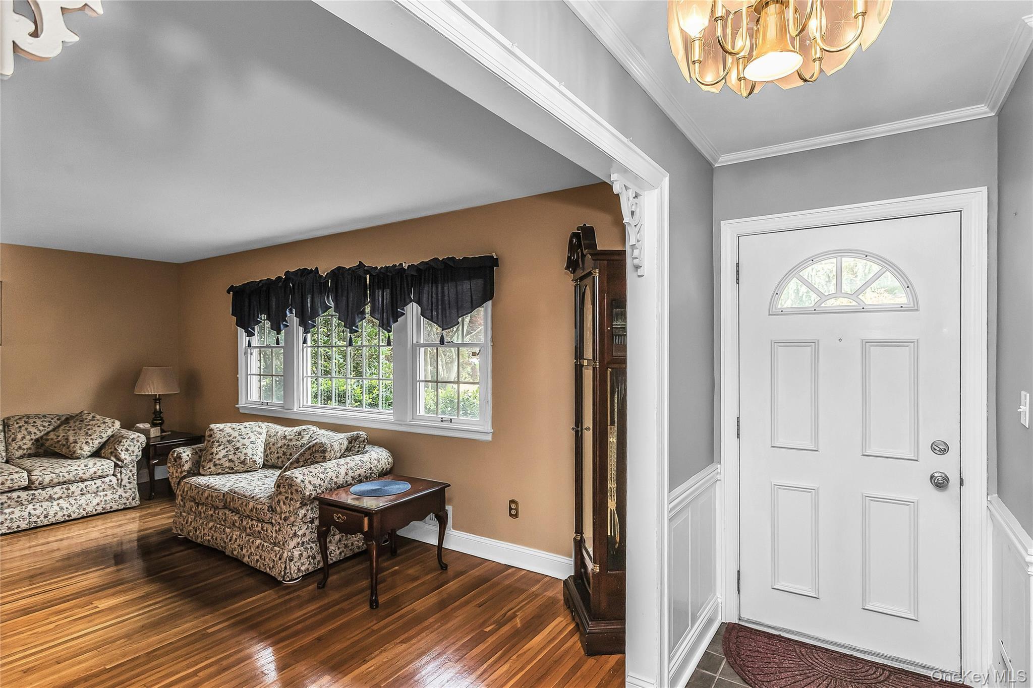 Single Family Lenmore Drive Nassau County, NY 11804, MLS-1035009-5