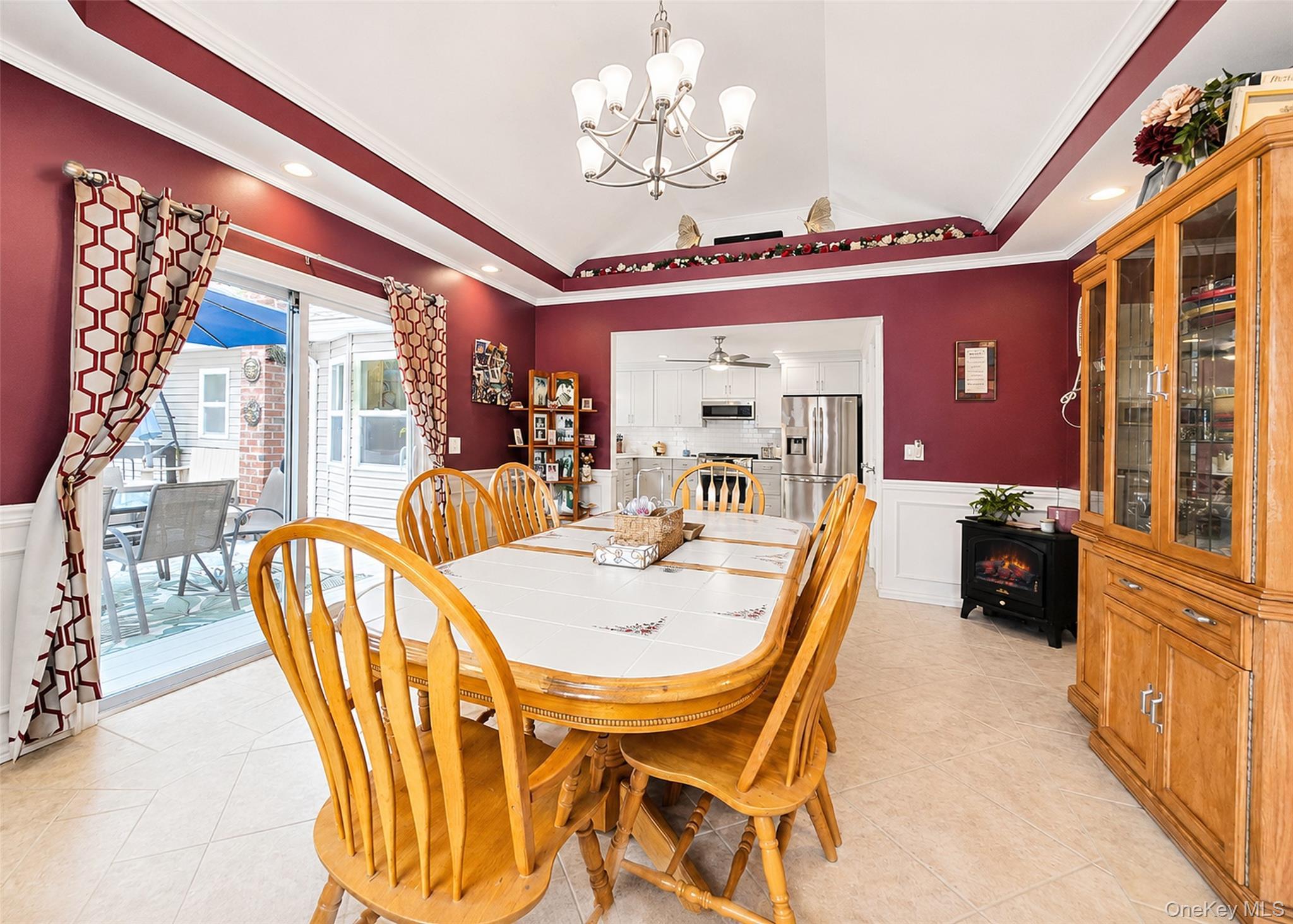 Single Family Walnut Street  Suffolk County, NY 11720, MLS-1035016-20