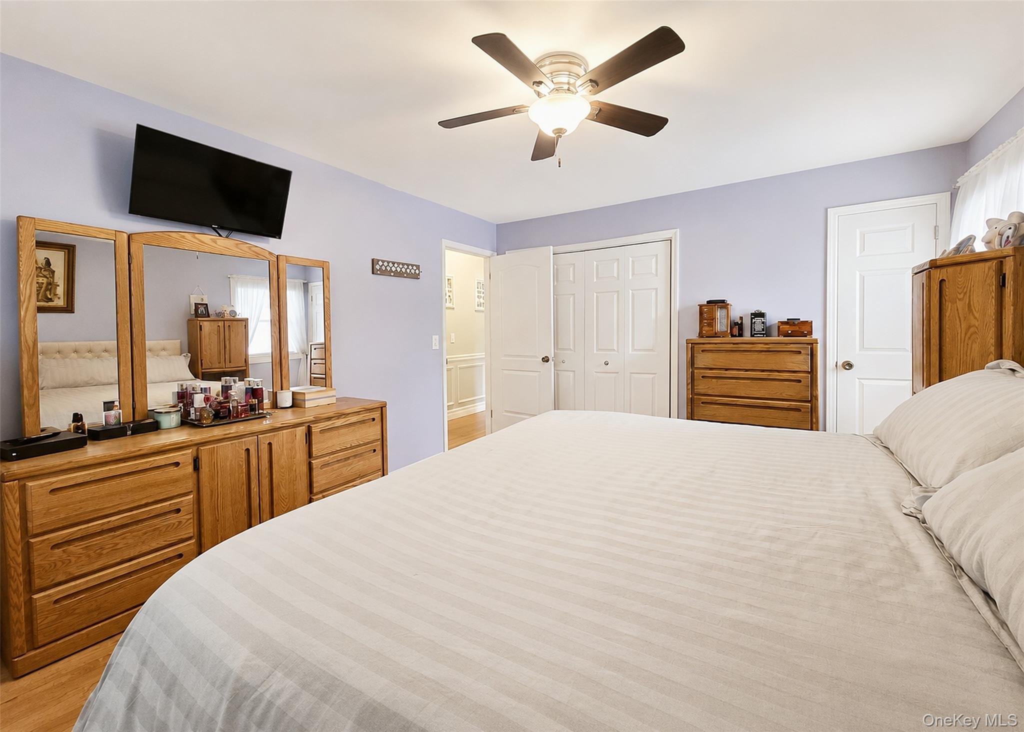 Single Family Walnut Street  Suffolk County, NY 11720, MLS-1035016-22