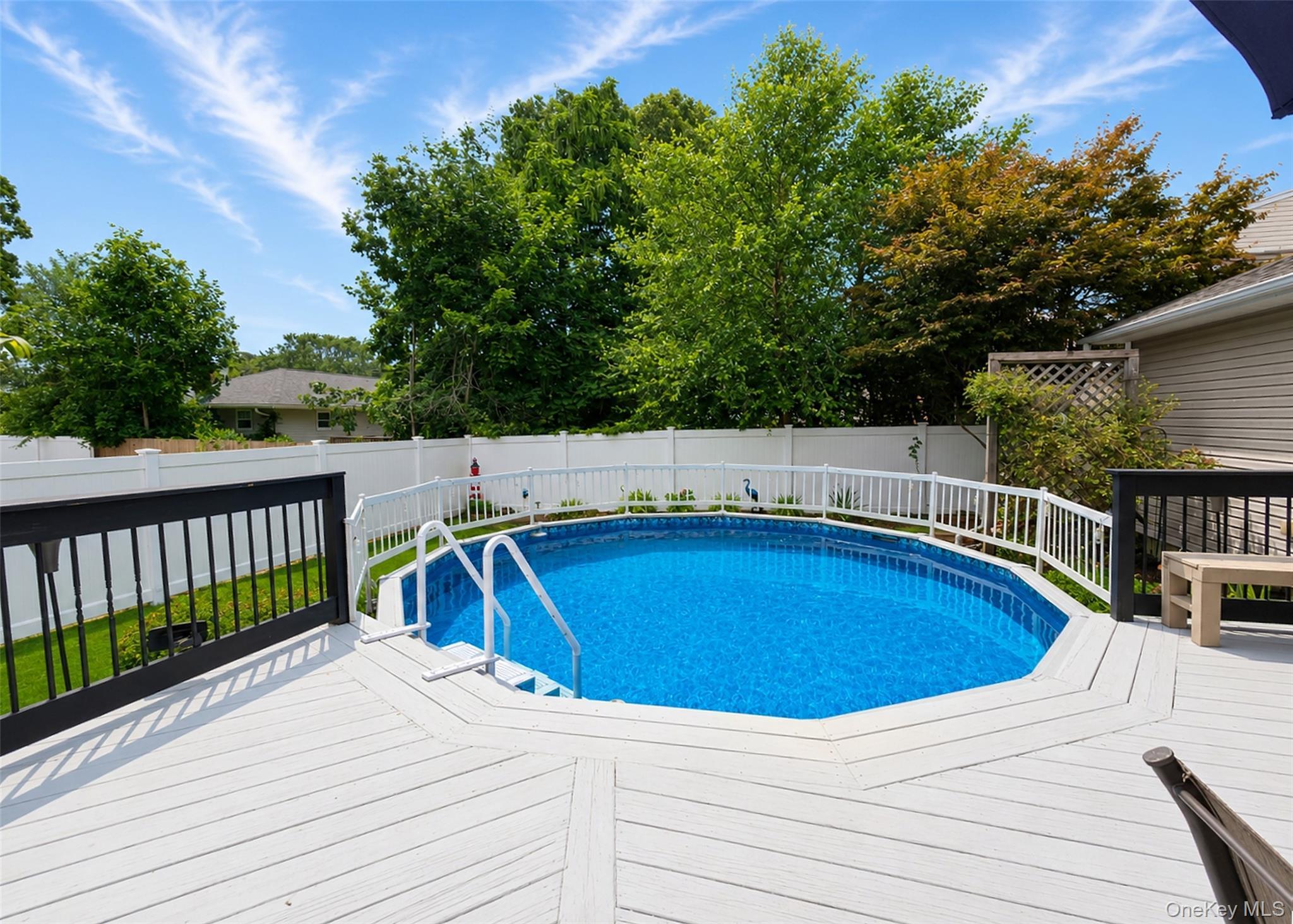 Single Family Walnut Street  Suffolk County, NY 11720, MLS-1035016-27
