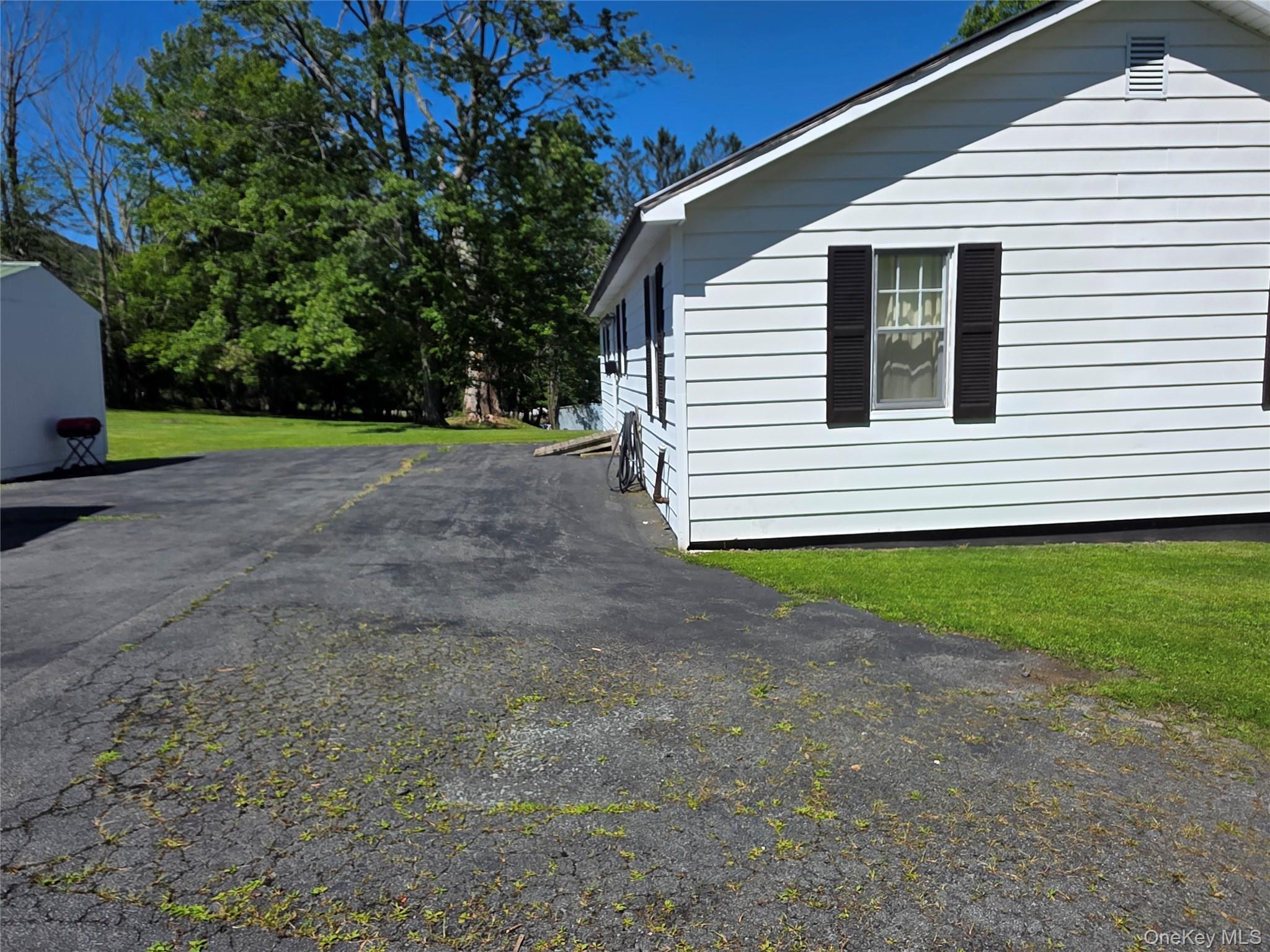 Single Family Winthrop Avenue Sullivan County, NY 12754, MLS-1035019-30