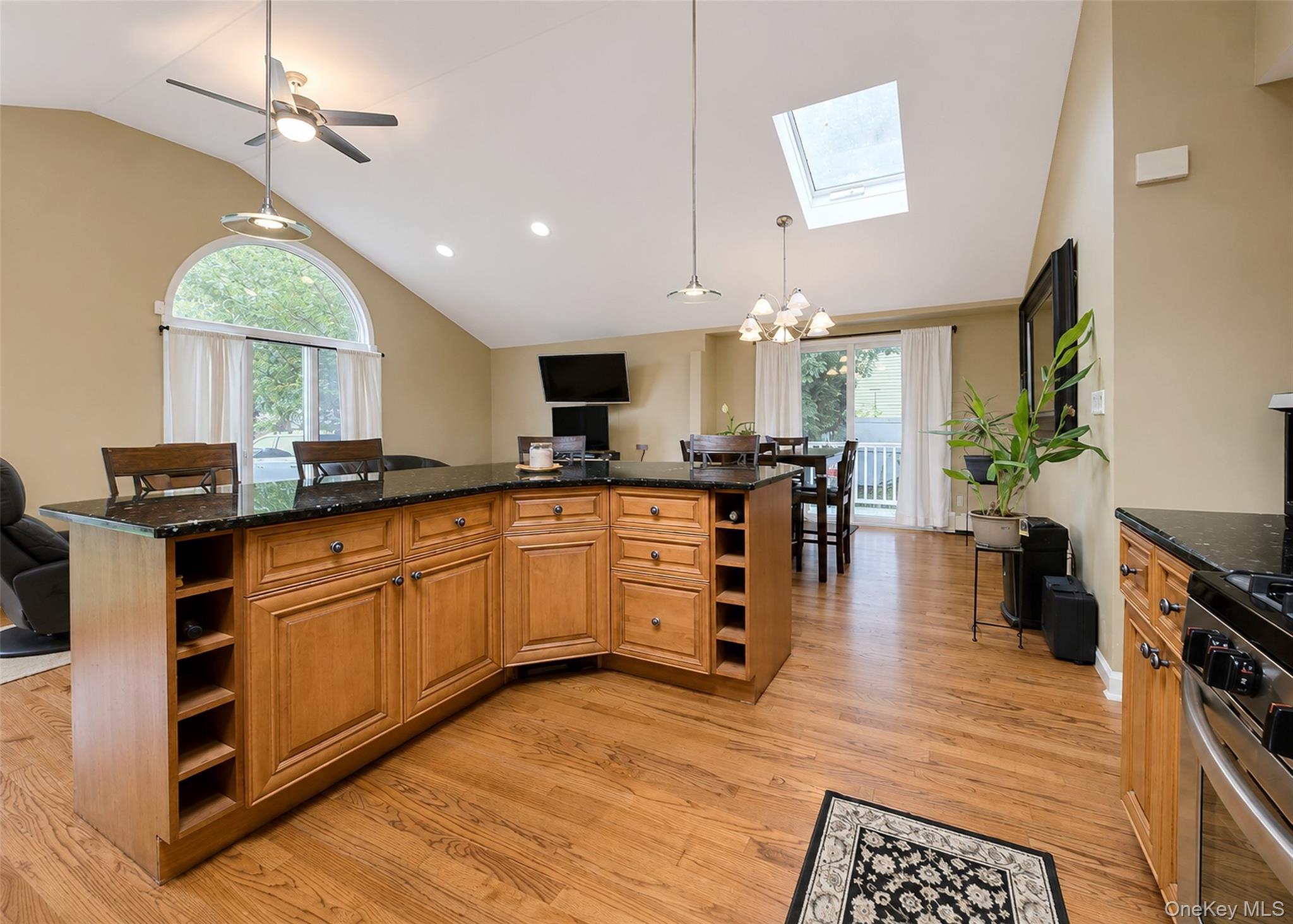 Single Family Newton Boulevard Suffolk County, NY 11779, MLS-1035049-11