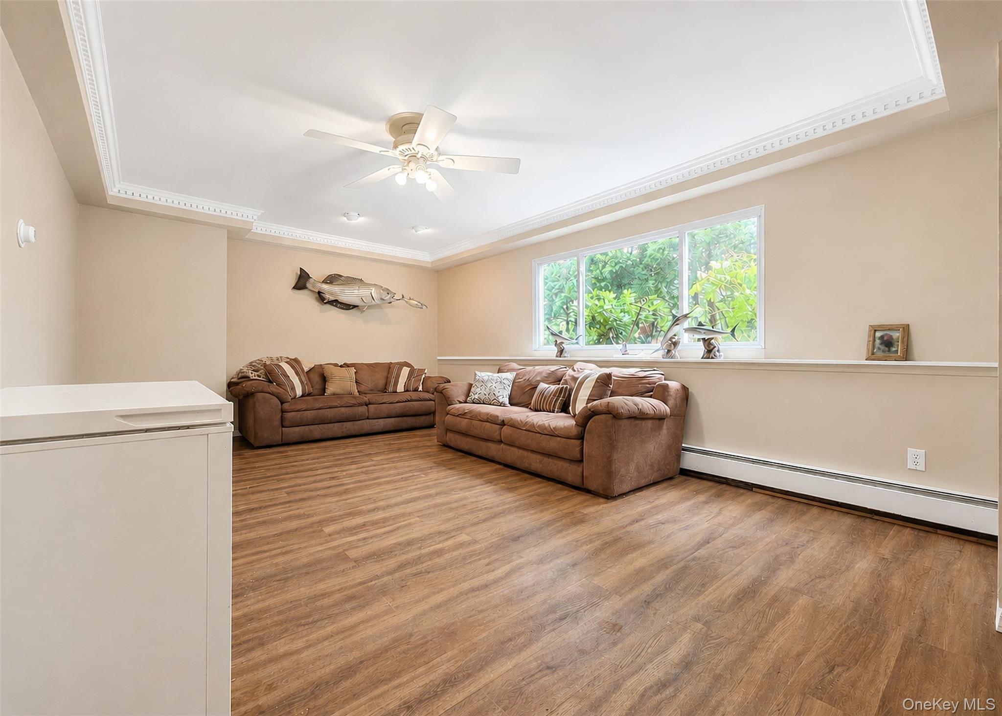 Single Family Newton Boulevard Suffolk County, NY 11779, MLS-1035049-16