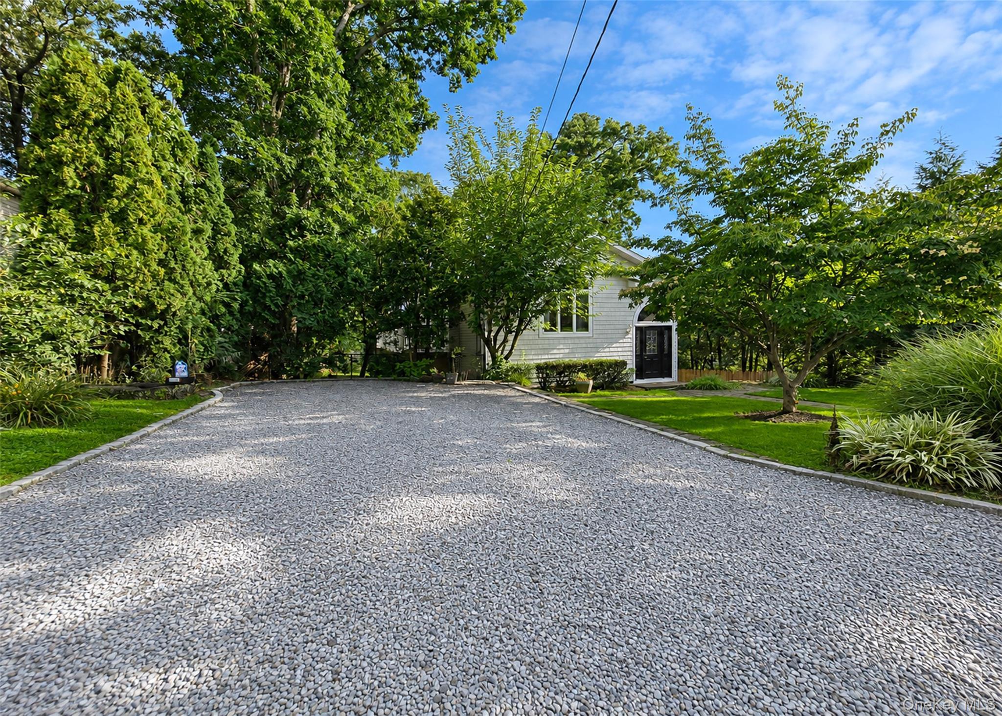 Single Family Newton Boulevard Suffolk County, NY 11779, MLS-1035049-2