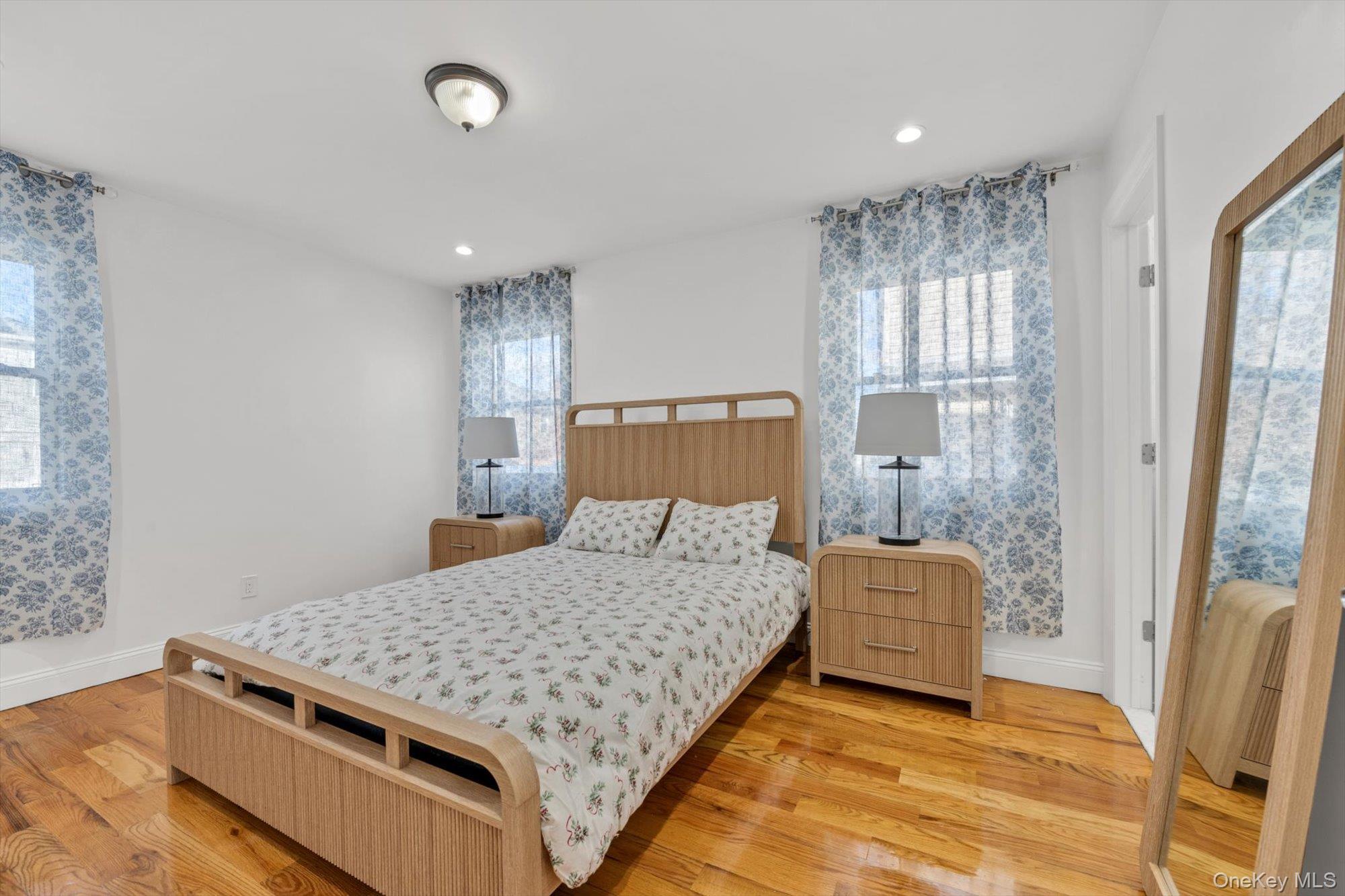 Single Family 224th Street Queens, NY 11413, MLS-1035068-17