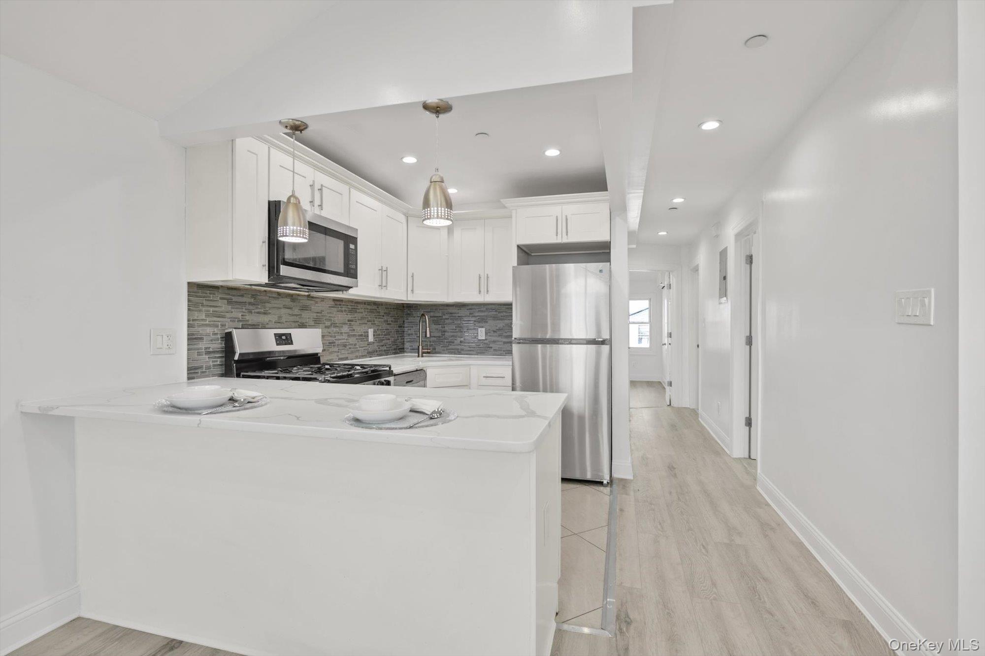 Single Family 224th Street Queens, NY 11413, MLS-1035068-4