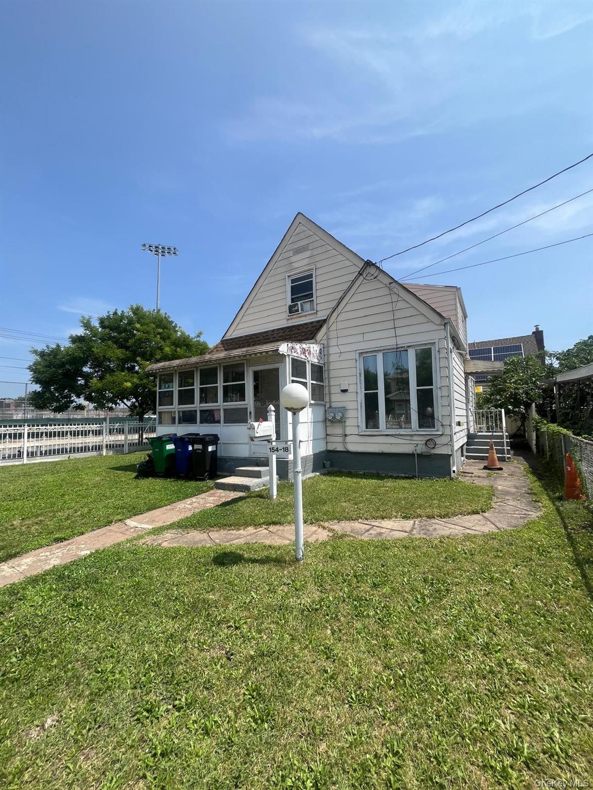 Single Family 129th Avenue Queens, NY 11434, MLS-1035085-6