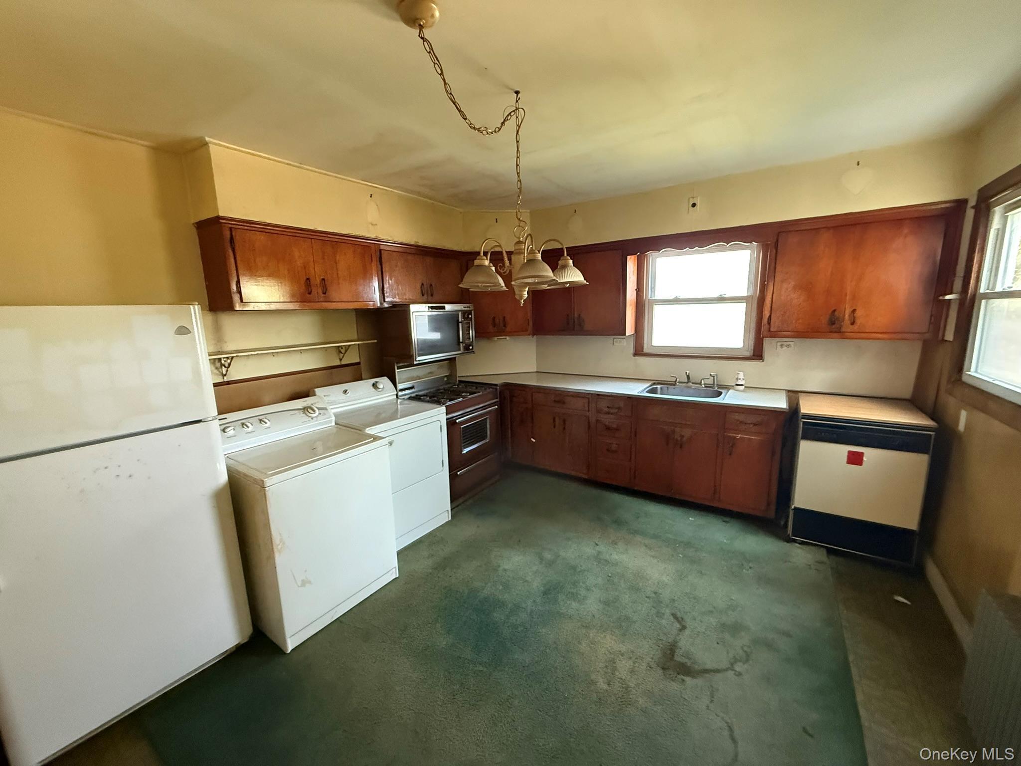 Single Family Clove Avenue  Rockland County, NY 10927, MLS-1035092-4