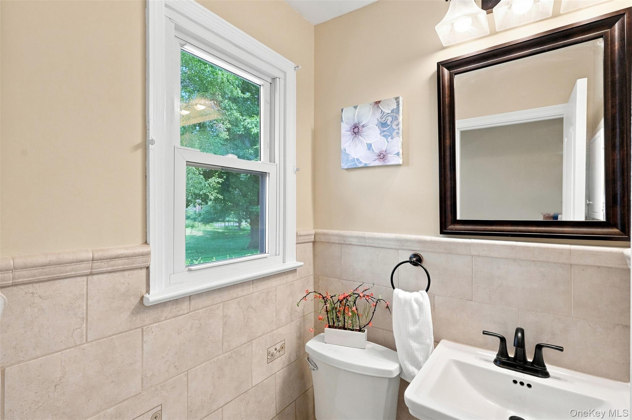 Single Family Lucas Avenue Extension  Ulster County, NY 12443, MLS-1035094-21