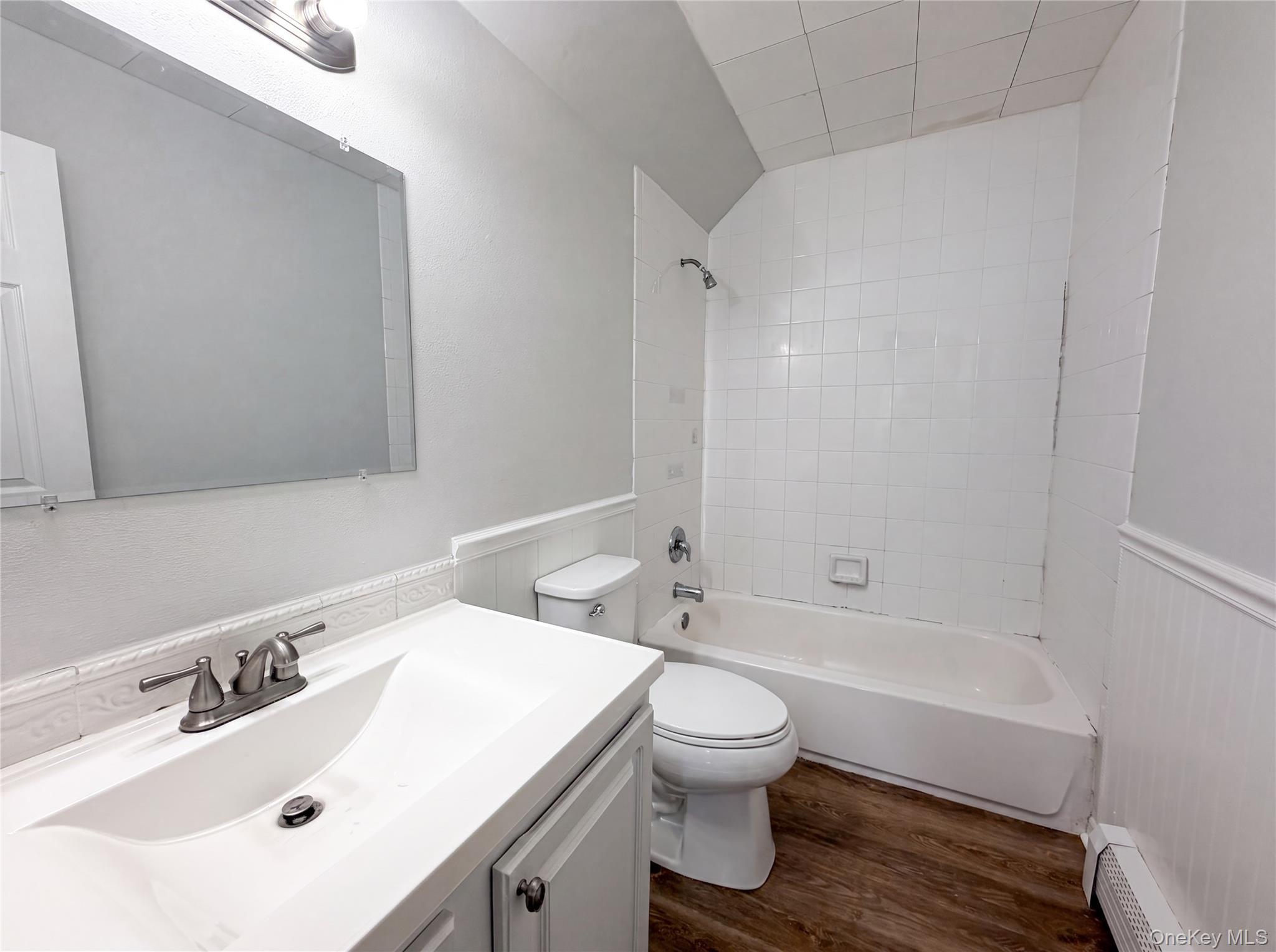 Single Family Moriches Avenue Suffolk County, NY 11950, MLS-1035096-20