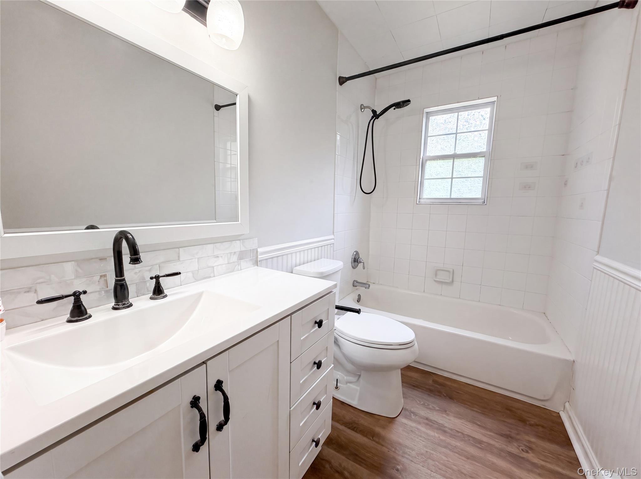 Single Family Moriches Avenue Suffolk County, NY 11950, MLS-1035096-24