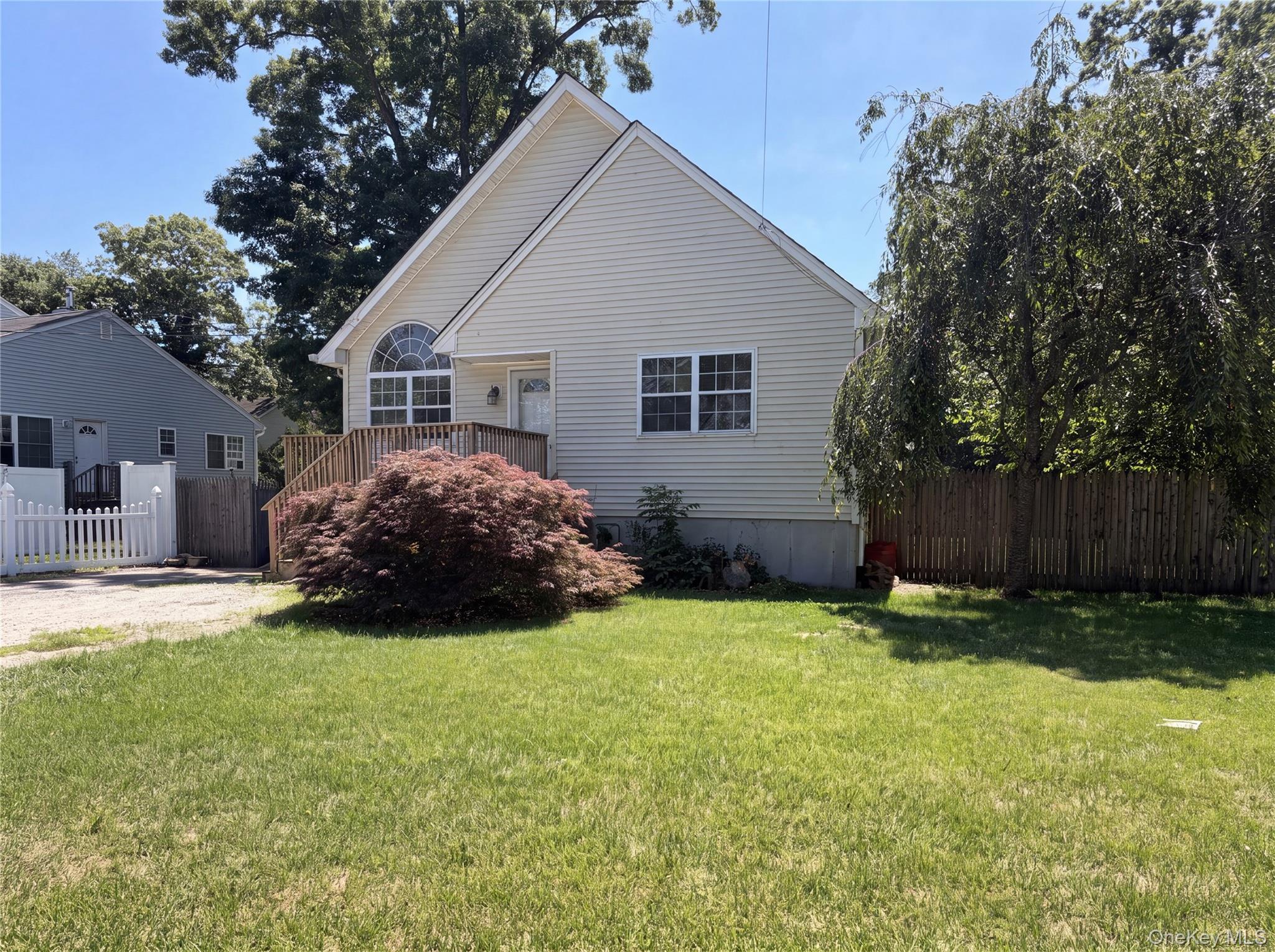 Single Family Moriches Avenue Suffolk County, NY 11950, MLS-1035096-30