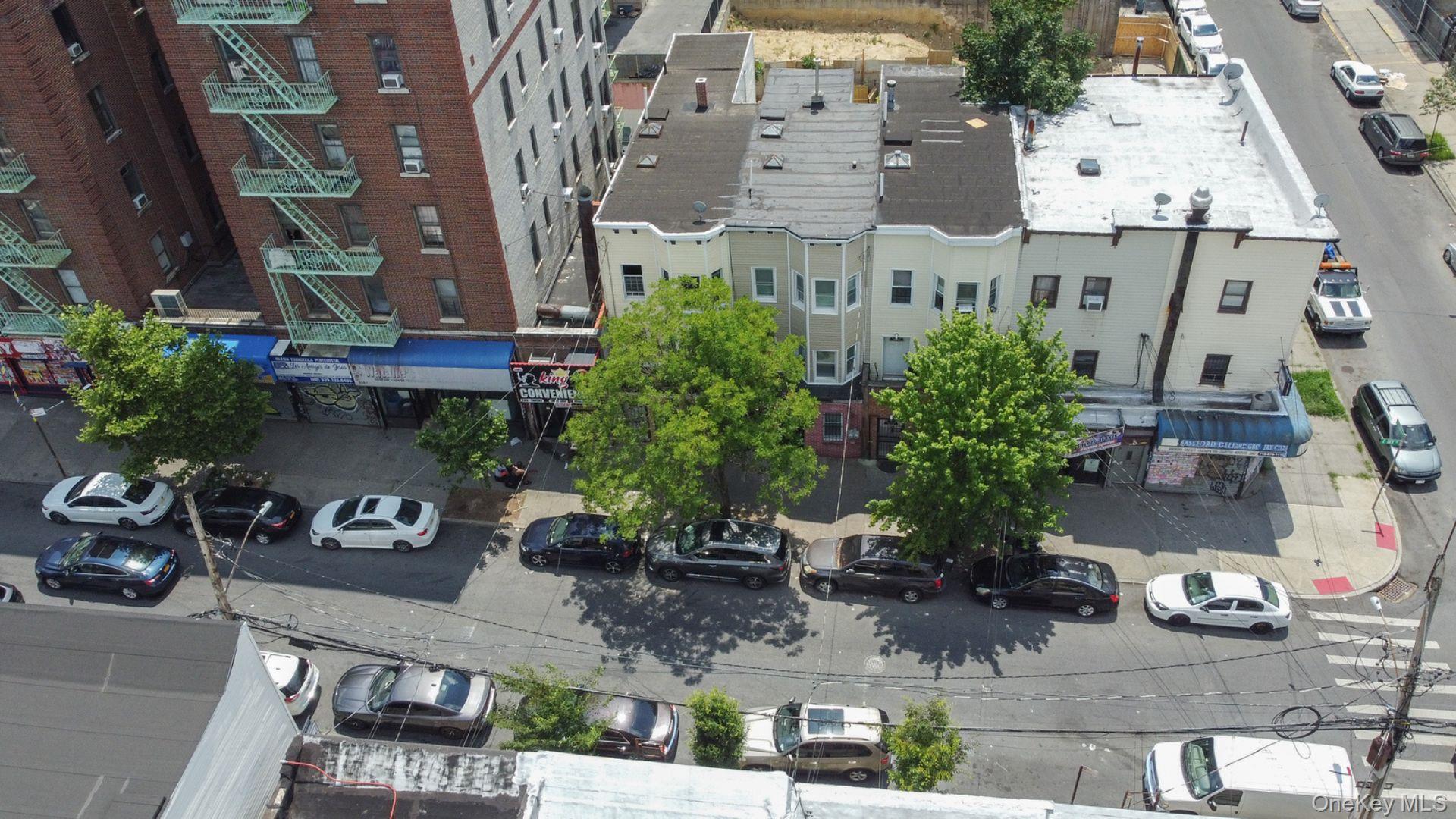 Single Family E 183rd Street Bronx, NY 10458, MLS-1035106-22