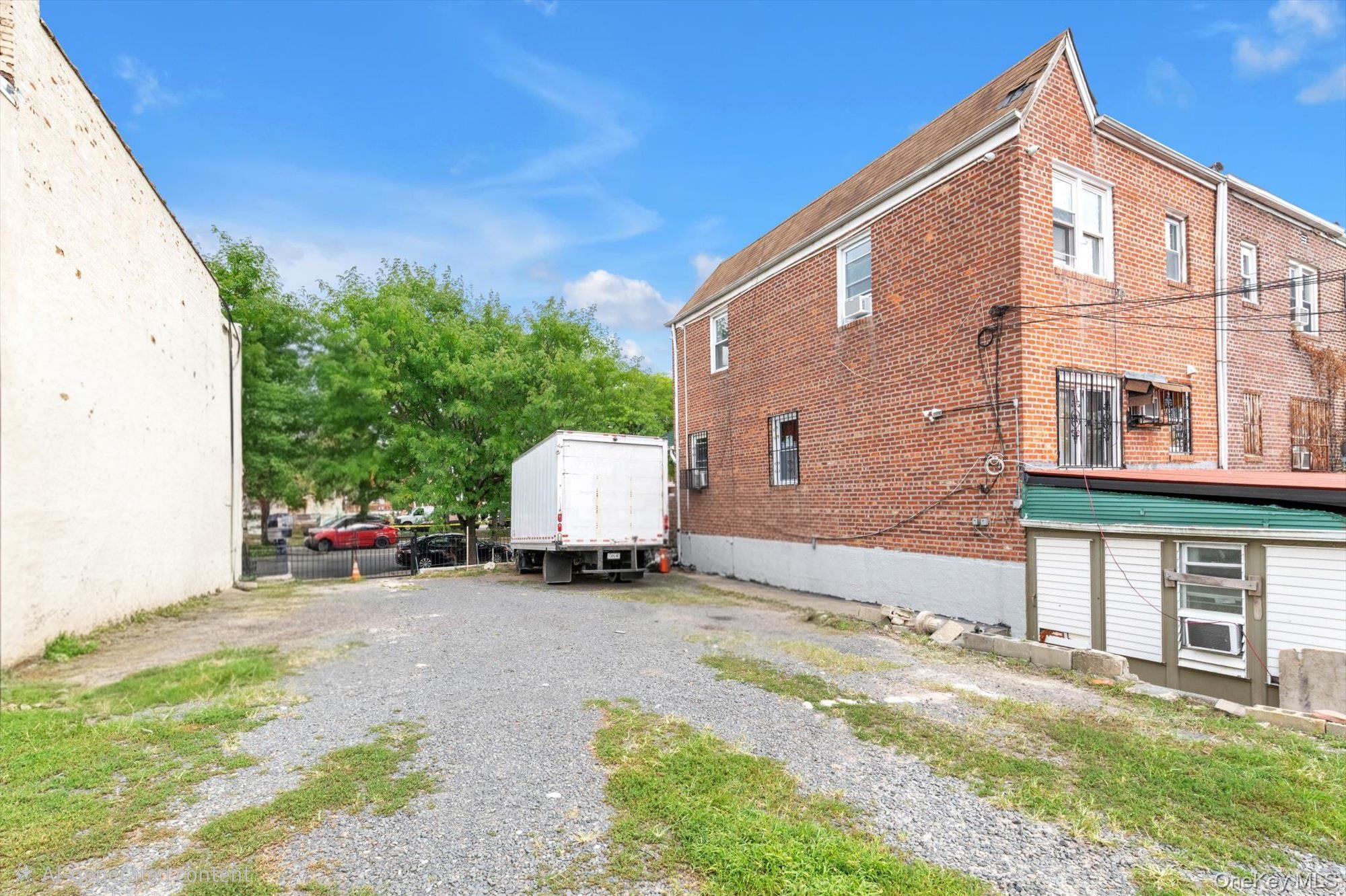 Single Family 94th Street  Queens, NY 11369, MLS-1035107-22