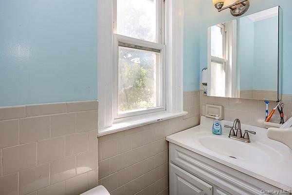 Single Family 71st Place Queens, NY 11385, MLS-1035116-18