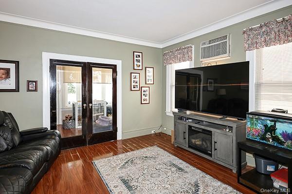Single Family 71st Place Queens, NY 11385, MLS-1035116-6