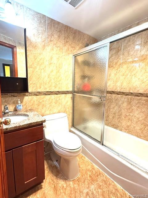 Single Family Melbourne Avenue Queens, NY 11367, MLS-1035120-4
