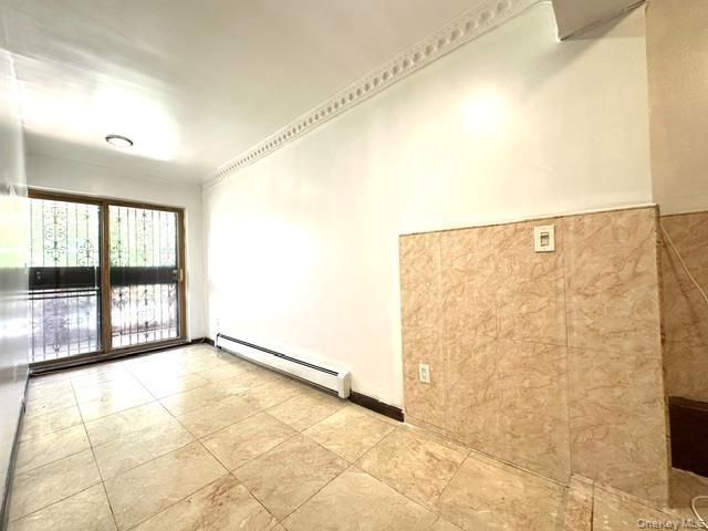Single Family Melbourne Avenue Queens, NY 11367, MLS-1035120-8