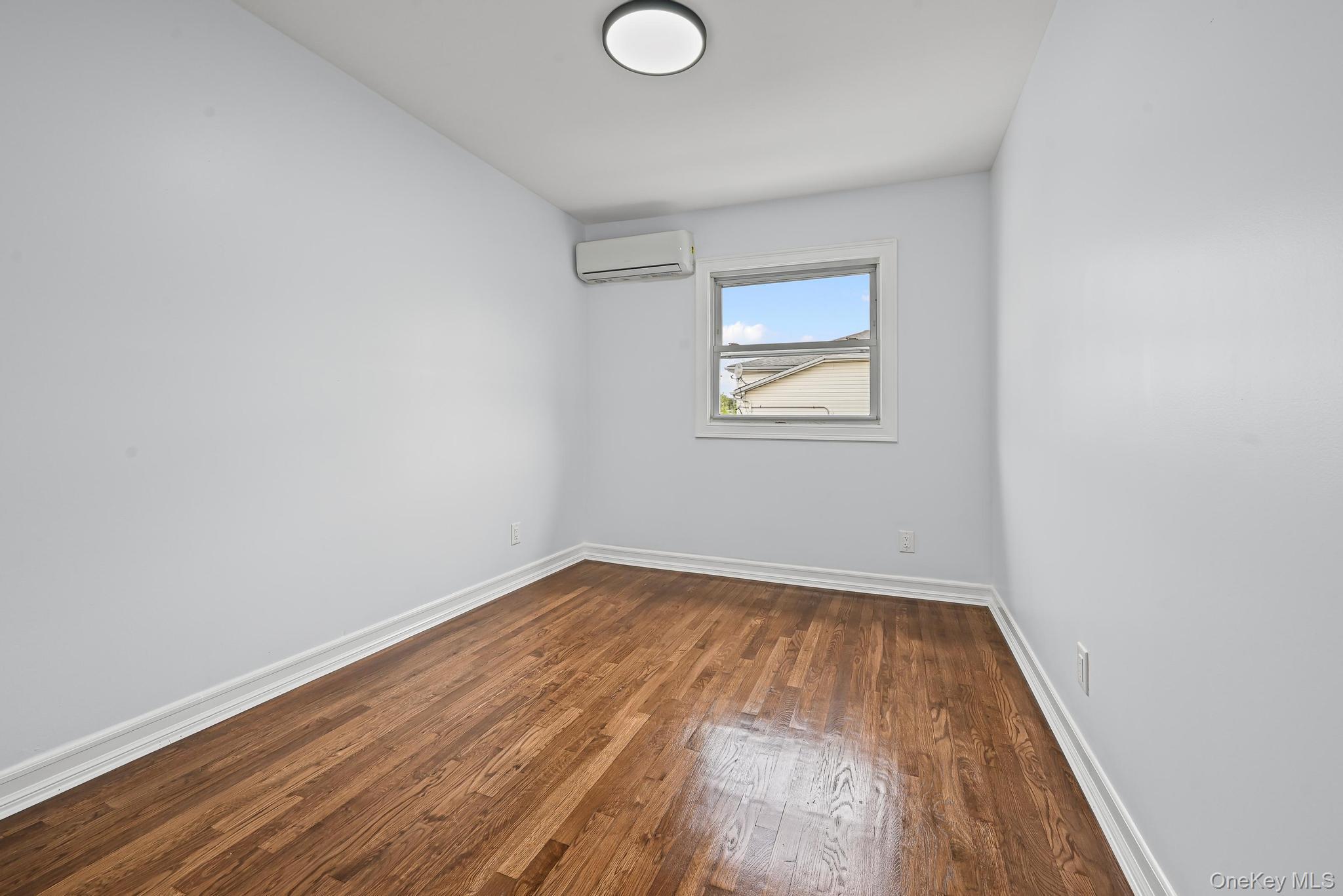 Single Family 148th Drive Queens, NY 11422, MLS-1035121-14