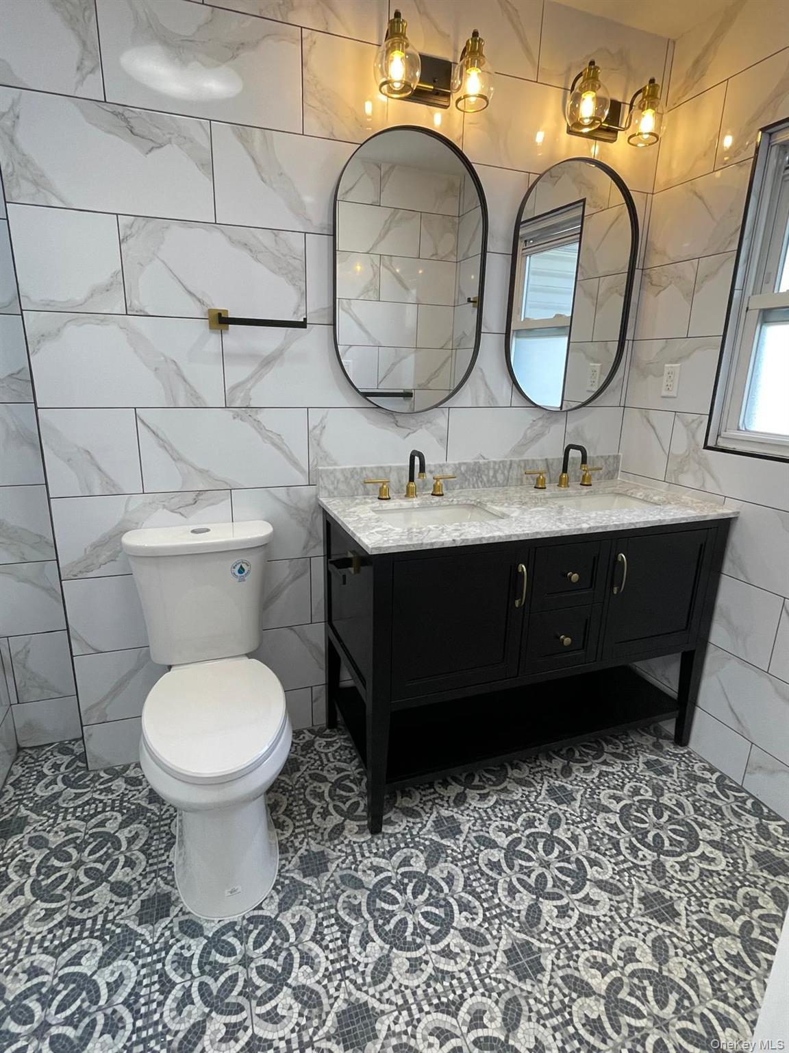 Single Family 148th Drive Queens, NY 11422, MLS-1035121-9