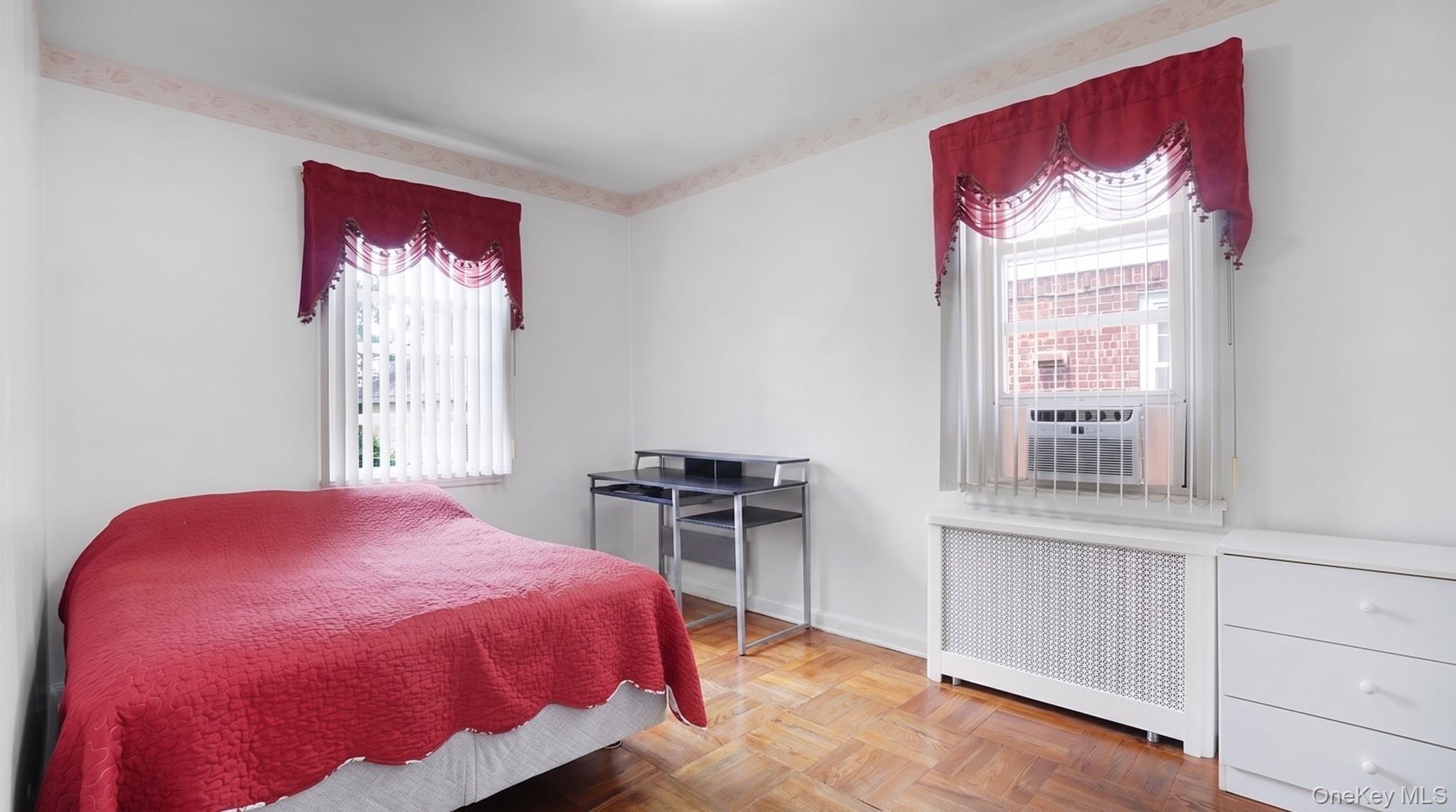 Single Family 257th Street Queens, NY 11004, MLS-1035135-12